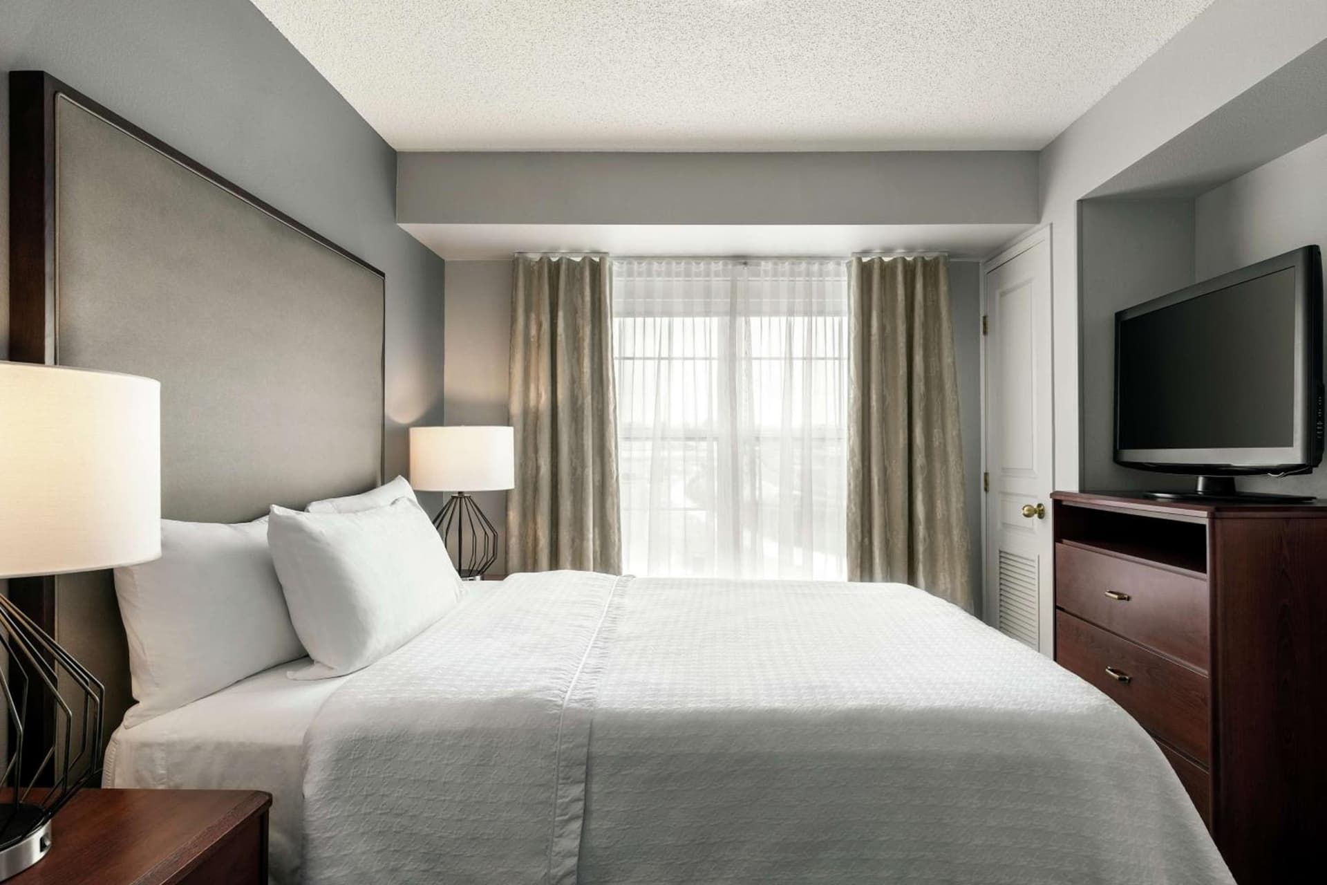 Homewood Suites by Hilton Erie gallery photo in Erie, PA — image 35