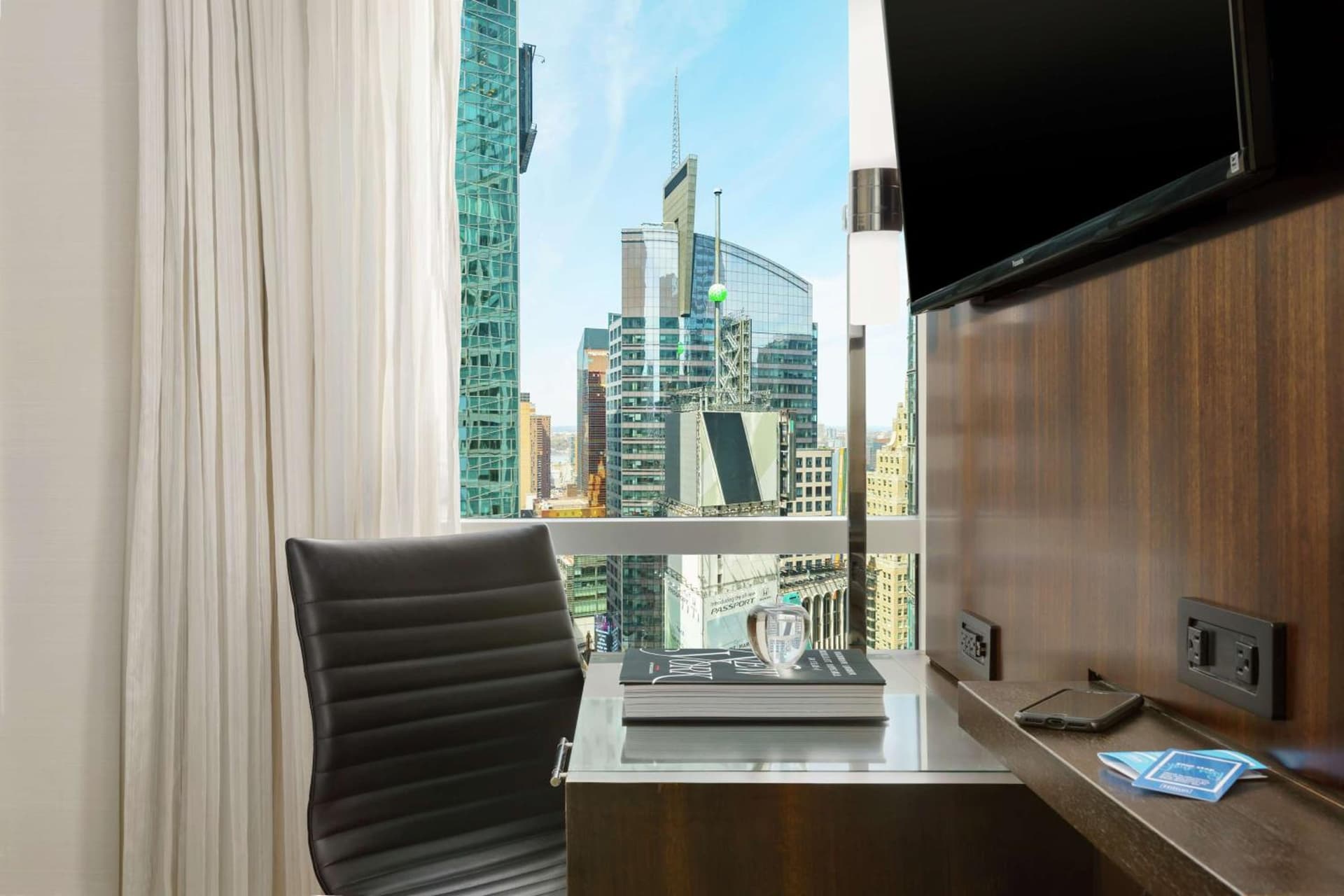 Hilton Garden Inn New York - Times Square Central interior in New York, NY — gallery photo 2