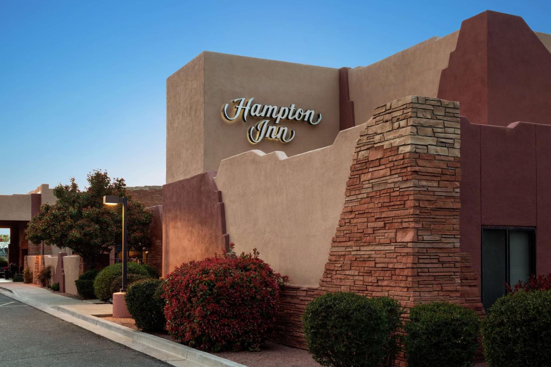 Hampton Inn Sedona interior in Sedona, AZ — gallery photo 2