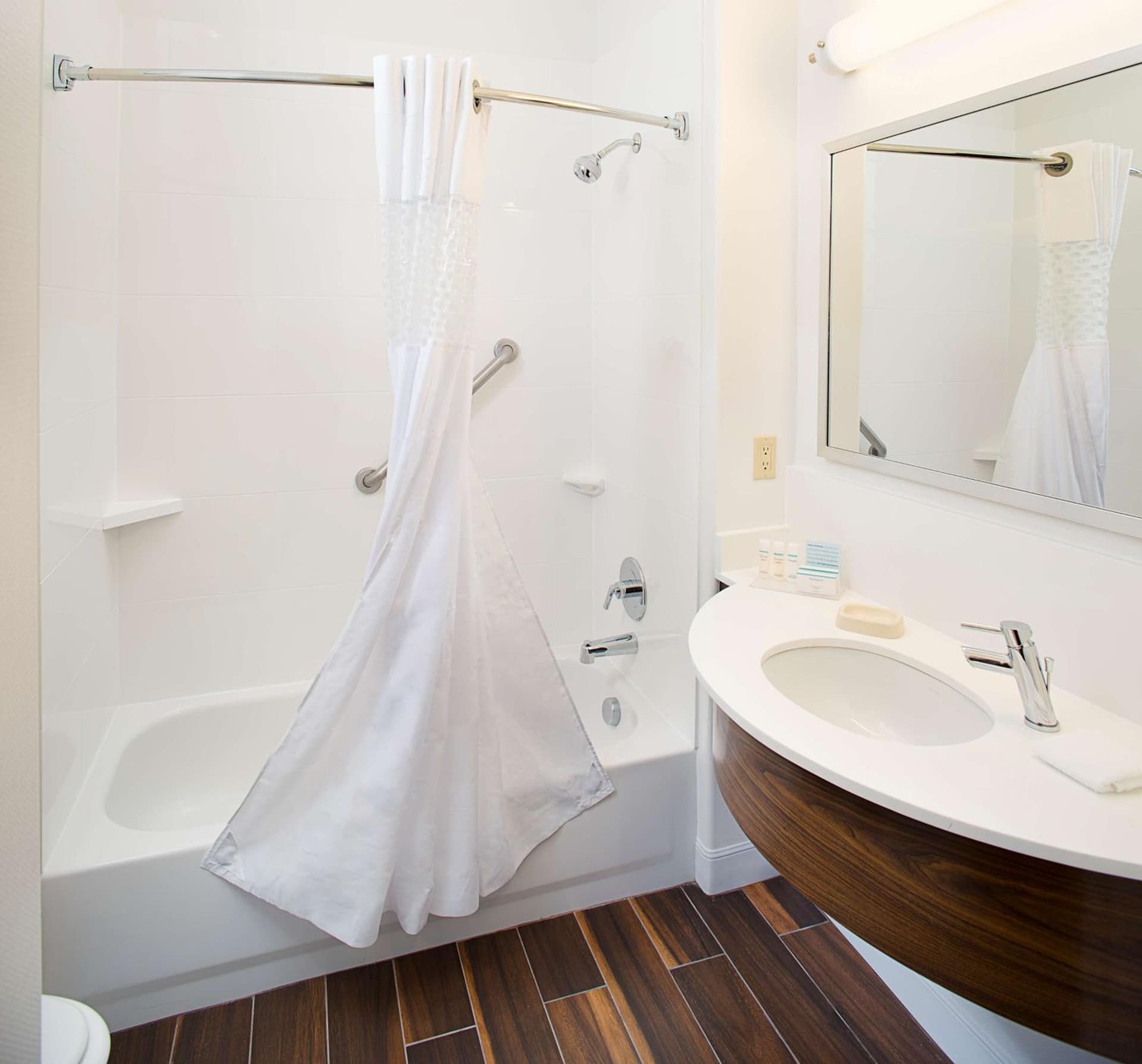 Hampton Inn & Suites Palmdale gallery photo in Palmdale, CA — image 10
