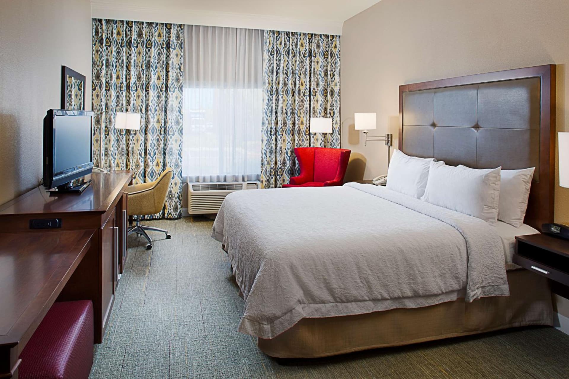 Hampton Inn & Suites Palmdale gallery photo in Palmdale, CA — image 8