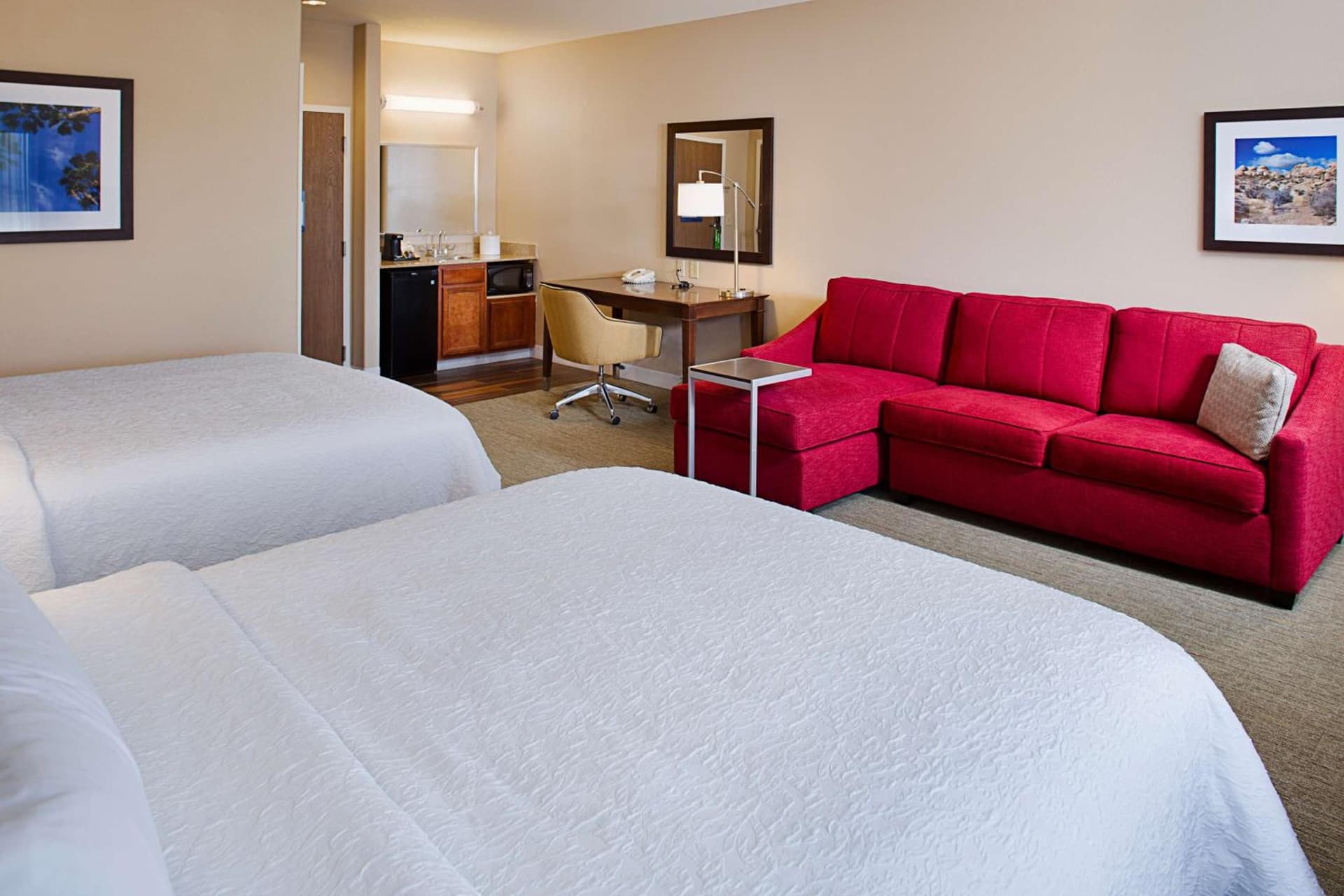 Hampton Inn & Suites Palmdale gallery photo in Palmdale, CA — image 20