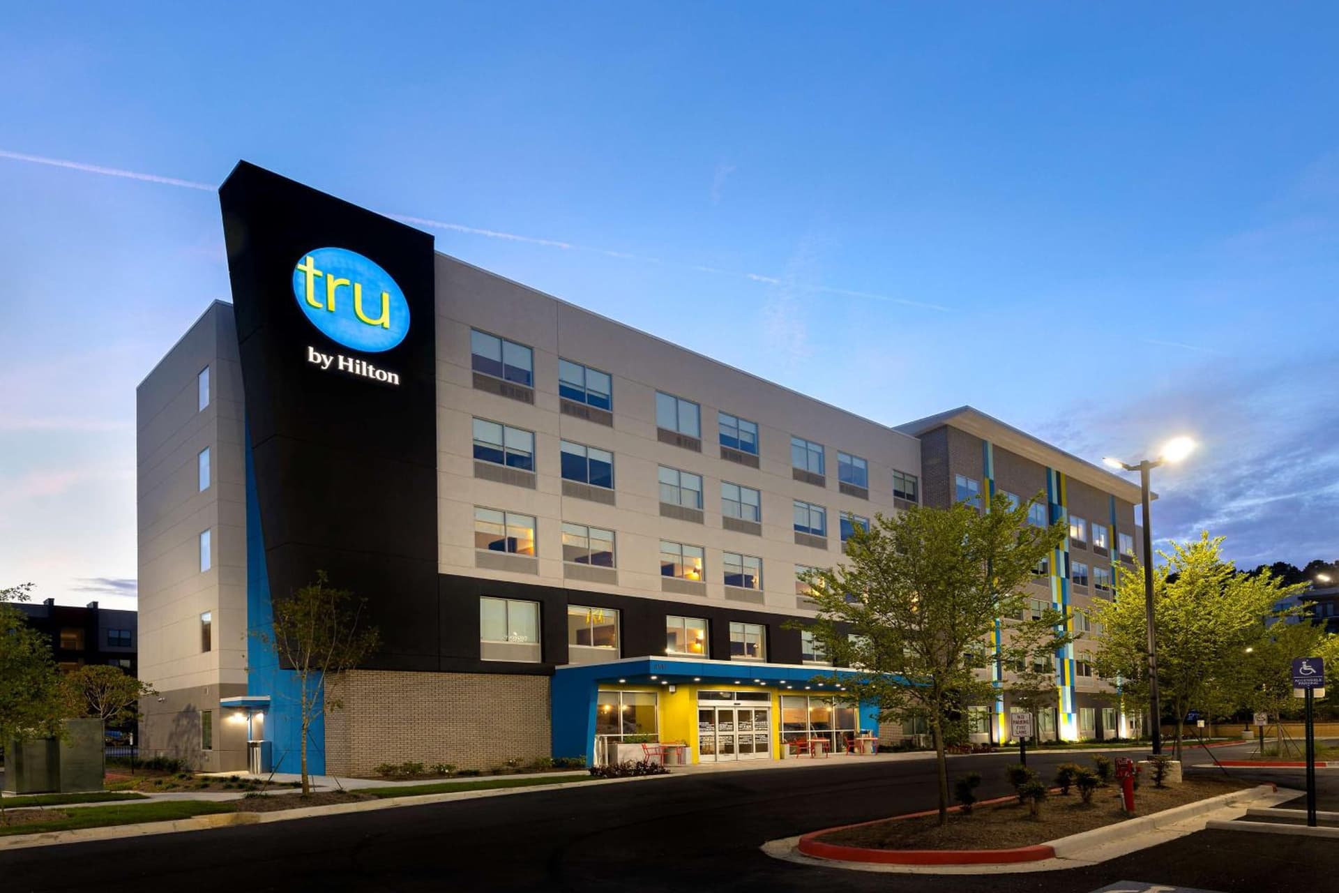 Tru By Hilton Atlanta Galleria Ballpark, GA gallery photo in Atlanta, GA — image 16