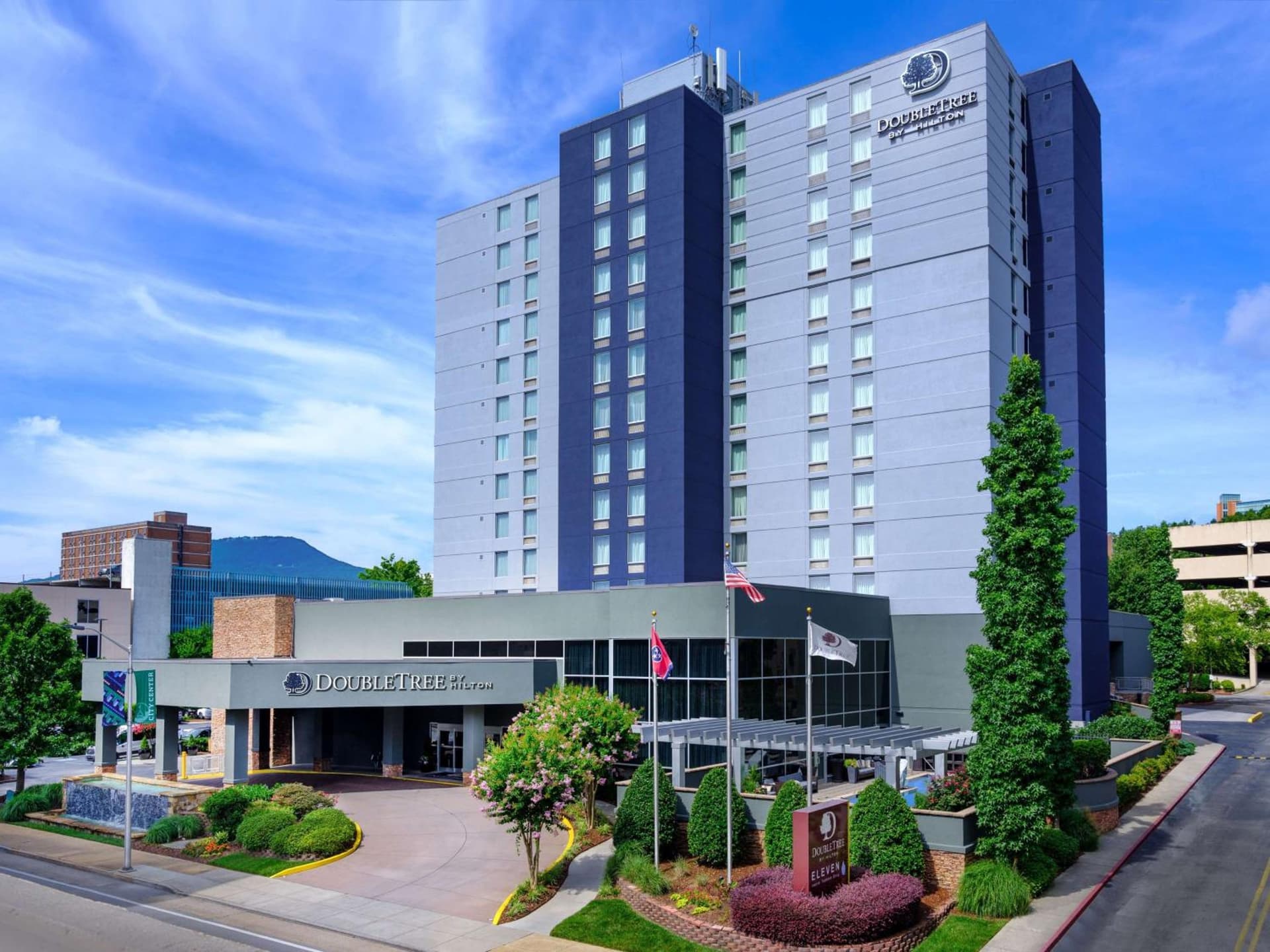 DoubleTree by Hilton Hotel Chattanooga Downtown — hotel in Chattanooga, Tennessee