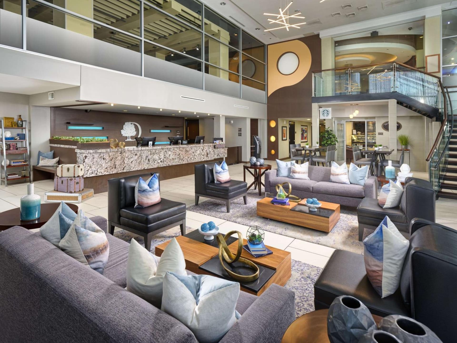 DoubleTree by Hilton Hotel Chattanooga Downtown property views in Chattanooga, TN — gallery photo 3