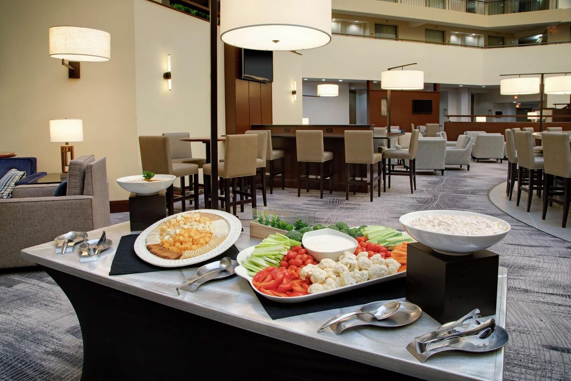 Embassy Suites by Hilton Detroit Troy Auburn Hills gallery photo in Troy, MI — image 14