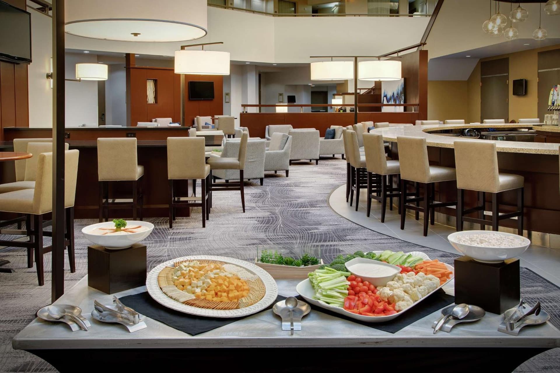 Embassy Suites by Hilton Detroit Troy Auburn Hills gallery photo in Troy, MI — image 10