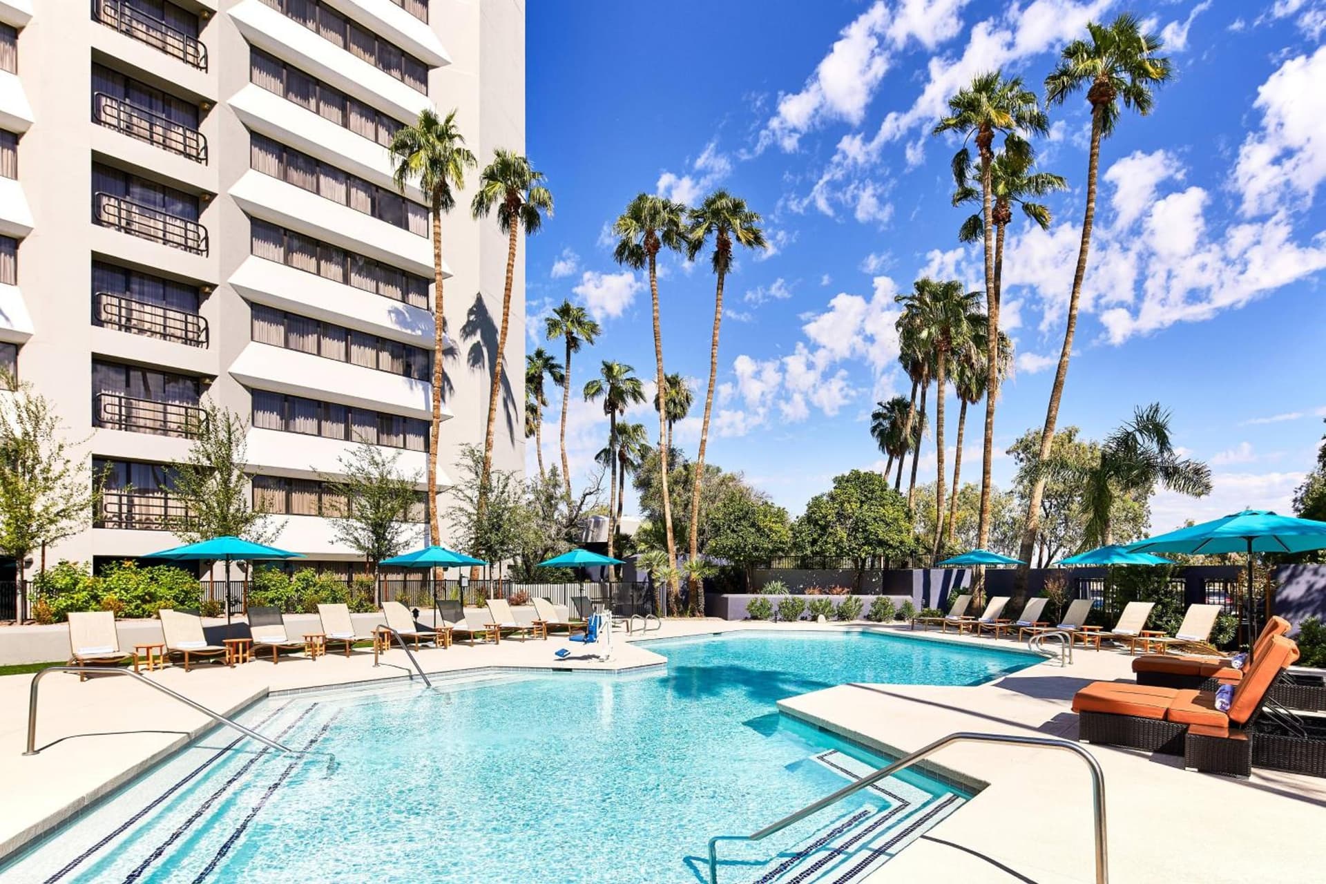 Delta Hotels by Marriott Phoenix Mesa interior in Mesa, AZ — gallery photo 2