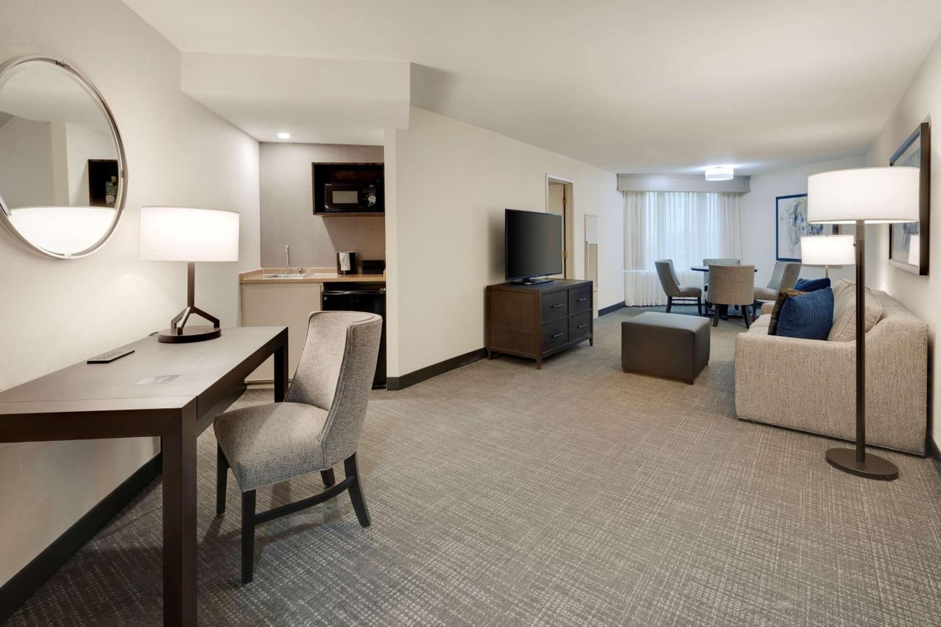 Embassy Suites by Hilton Detroit Troy Auburn Hills gallery photo in Troy, MI — image 11