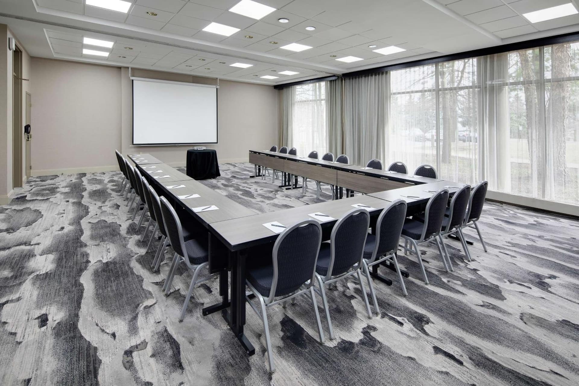 Embassy Suites by Hilton Detroit Troy Auburn Hills gallery photo in Troy, MI — image 66