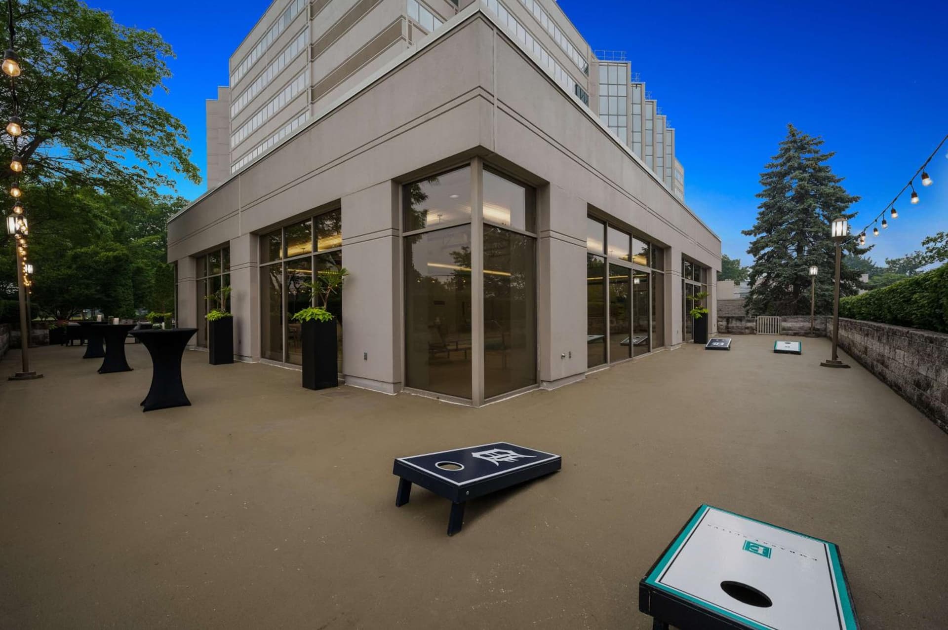 Embassy Suites by Hilton Detroit Troy Auburn Hills gallery photo in Troy, MI — image 24