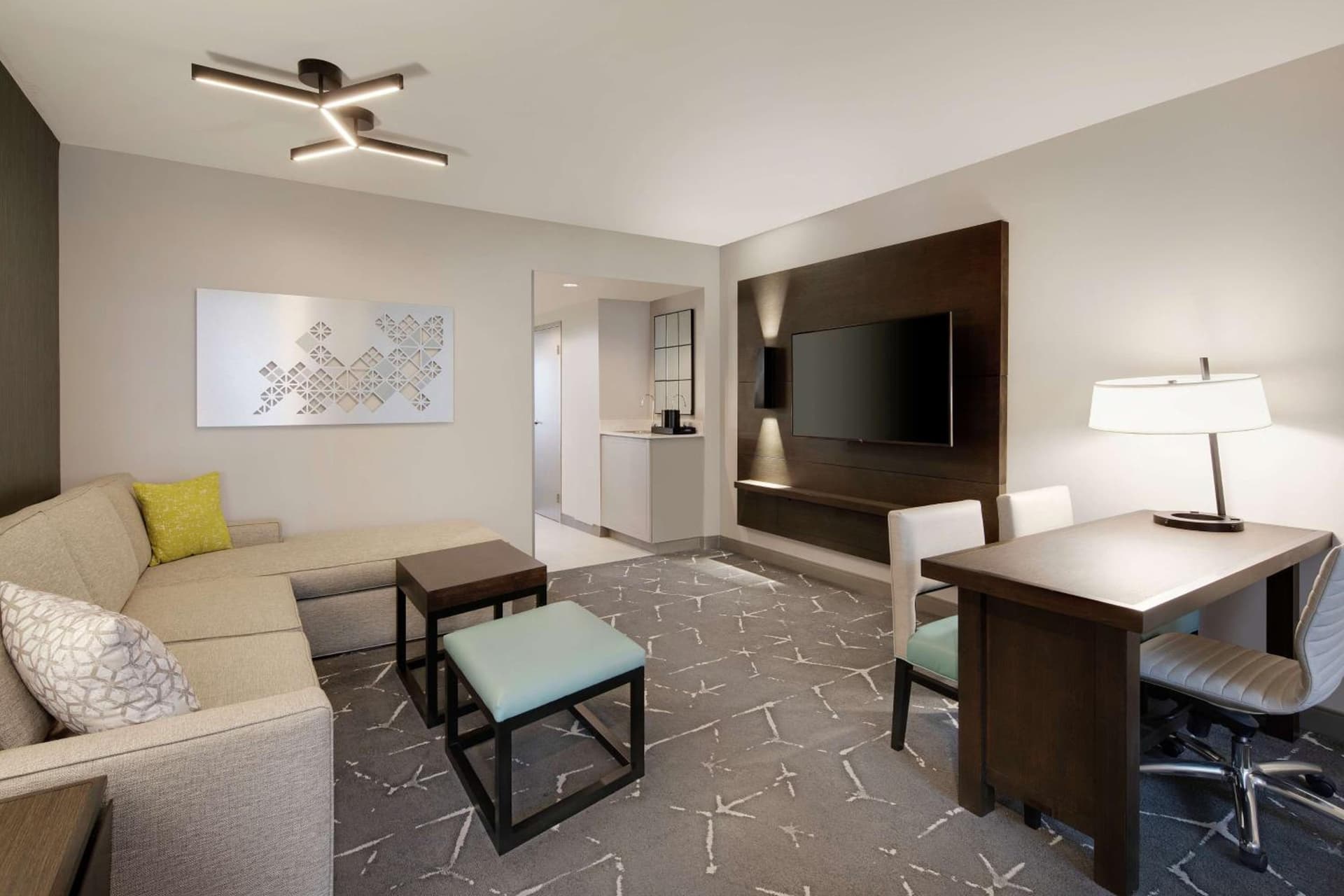 Embassy Suites by Hilton Atlanta Perimeter Center gallery photo in Atlanta, GA — image 31