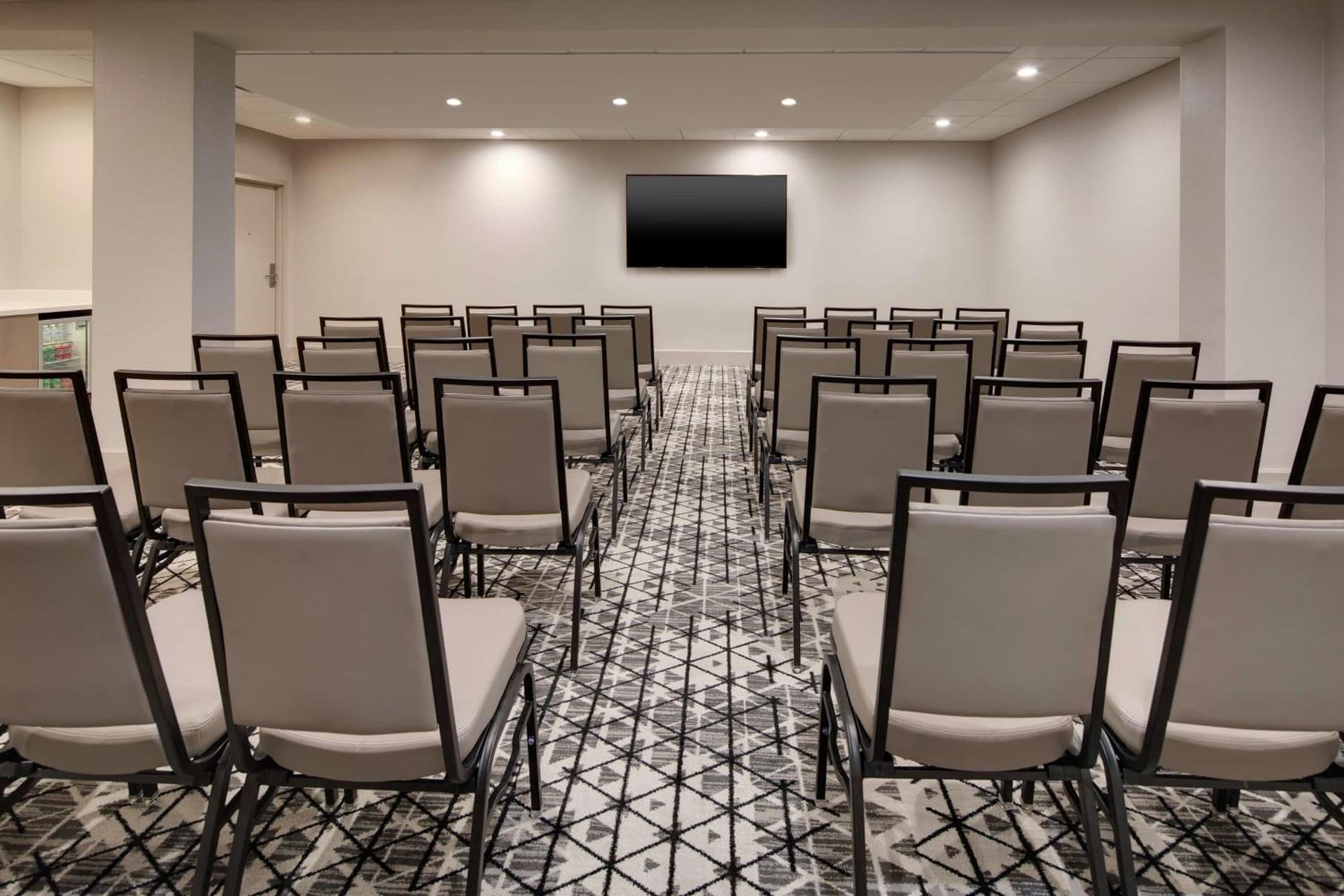 Embassy Suites by Hilton Atlanta Perimeter Center gallery photo in Atlanta, GA — image 55