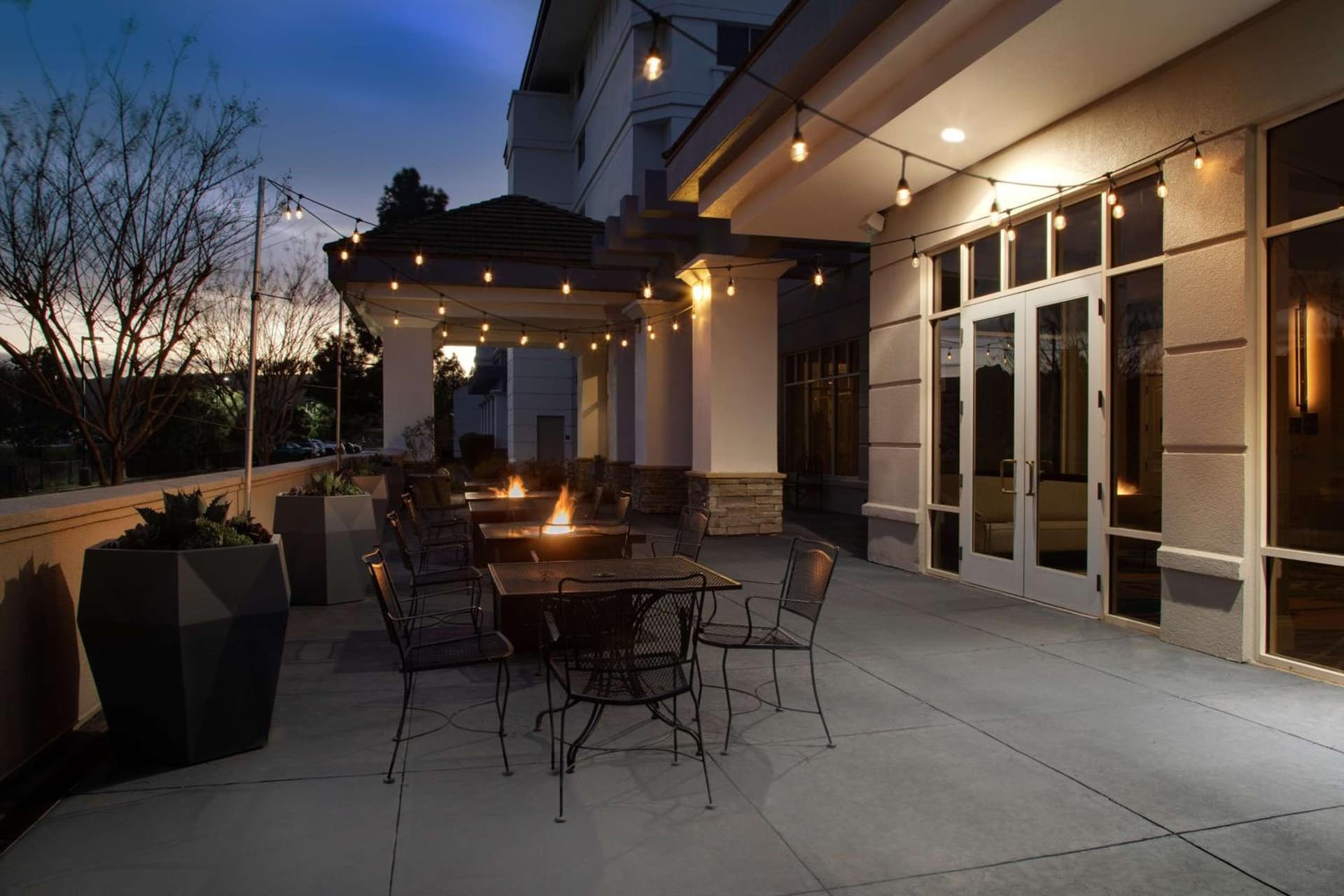 Embassy Suites by Hilton San Rafael at Marin Center gallery photo in San Rafael, CA — image 7