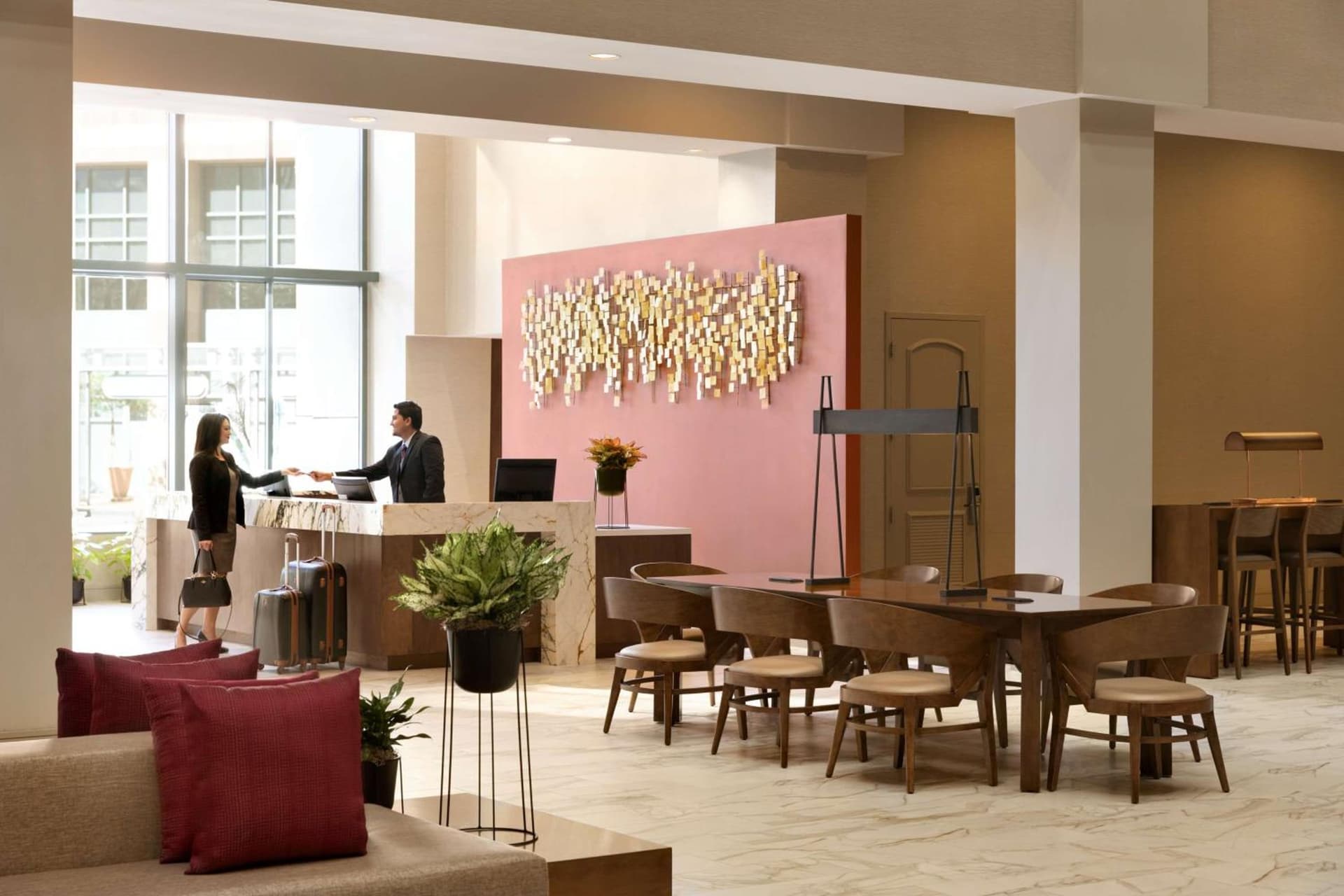 Embassy Suites by Hilton Phoenix Downtown North gallery photo in Phoenix, AZ — image 25
