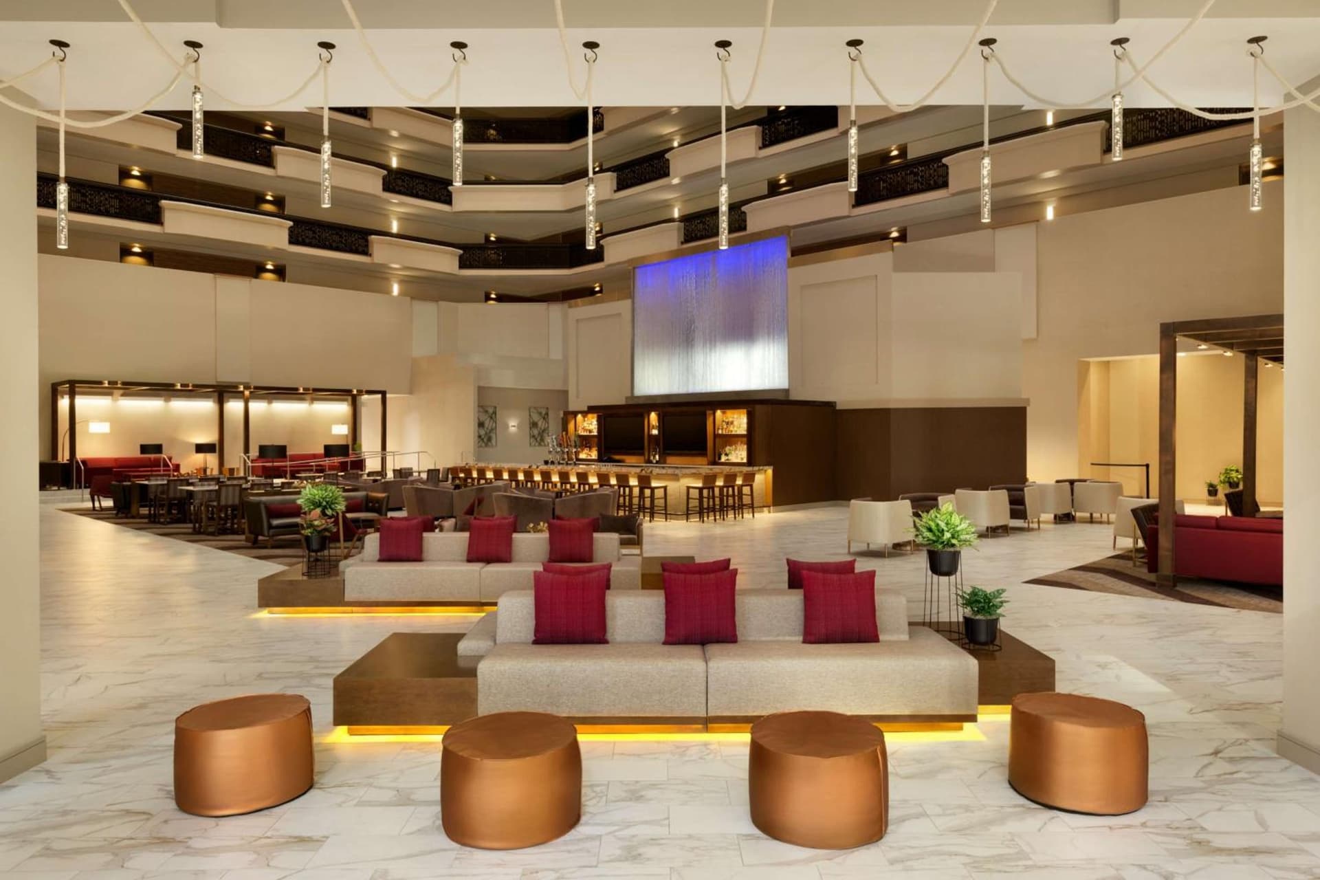 Embassy Suites by Hilton Phoenix Downtown North gallery photo in Phoenix, AZ — image 4