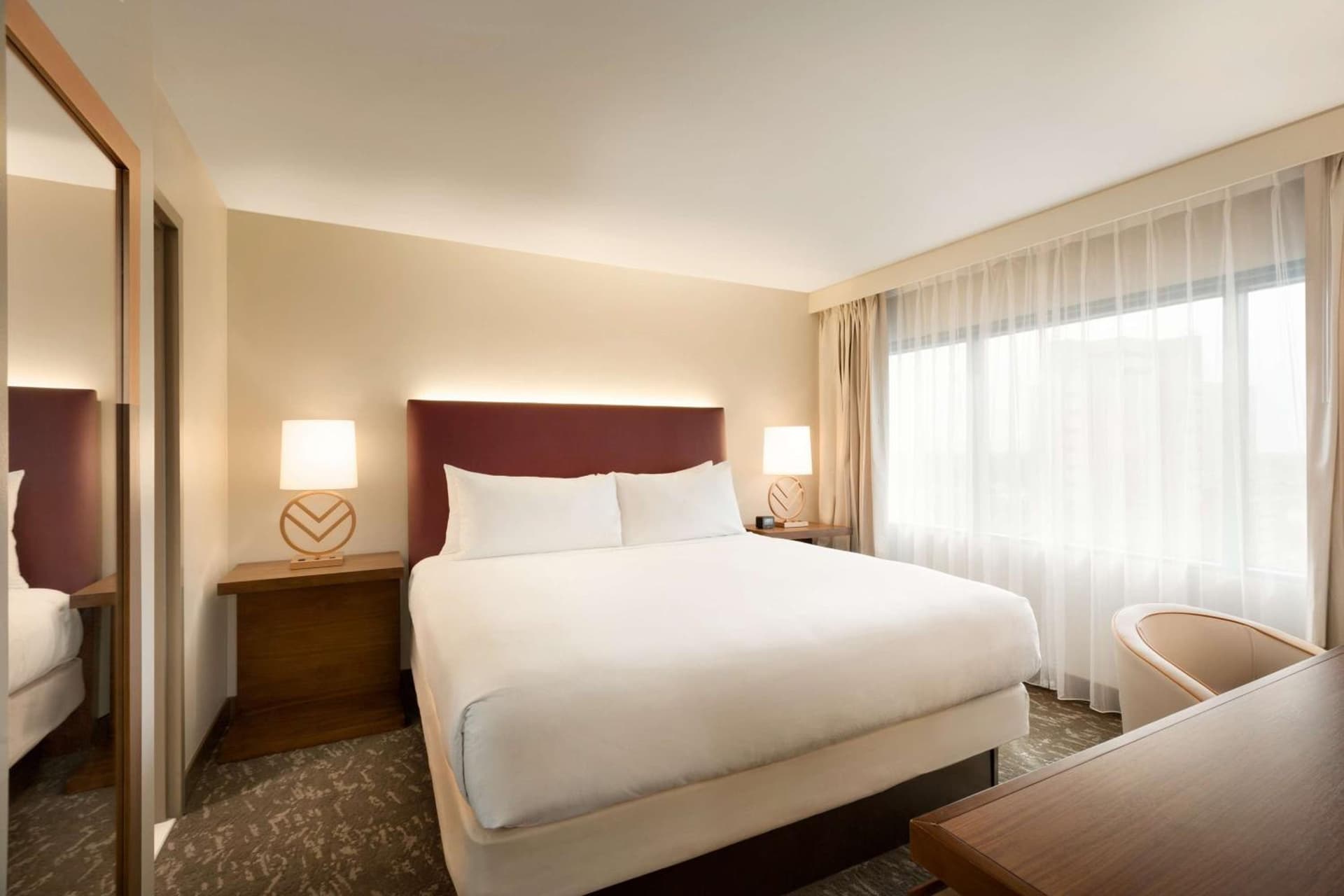 Embassy Suites by Hilton Phoenix Downtown North gallery photo in Phoenix, AZ — image 77