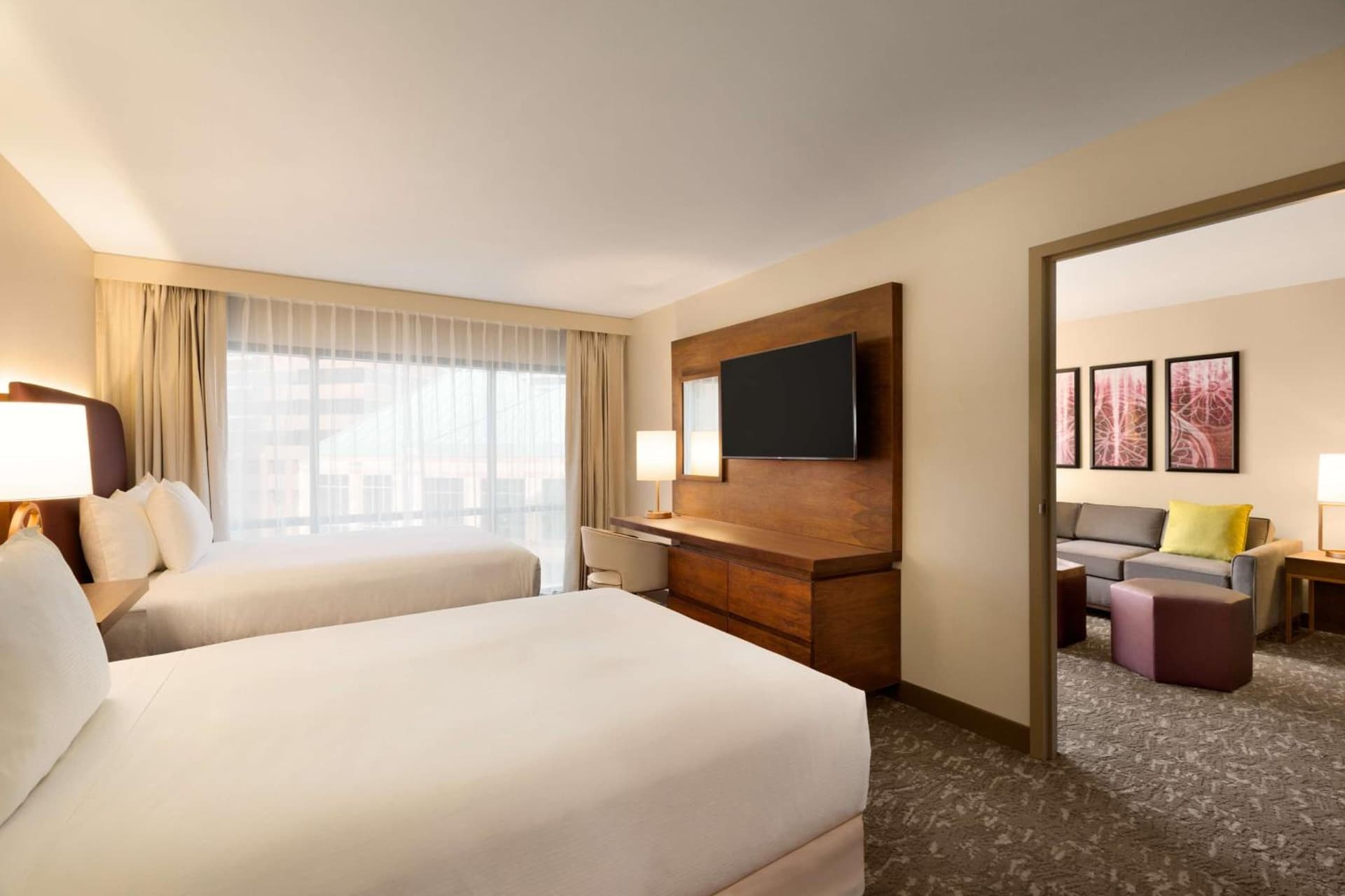 Embassy Suites by Hilton Phoenix Downtown North gallery photo in Phoenix, AZ — image 21