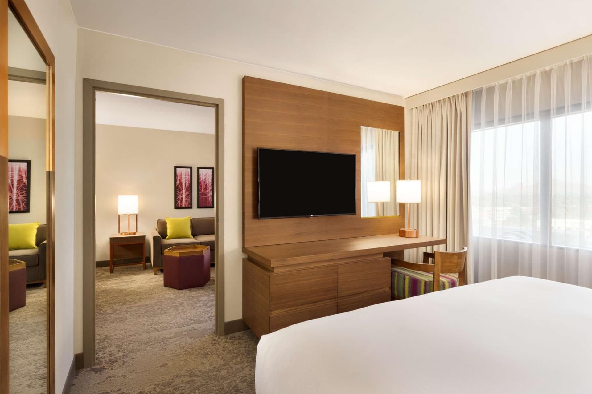 Embassy Suites by Hilton Phoenix Downtown North gallery photo in Phoenix, AZ — image 67