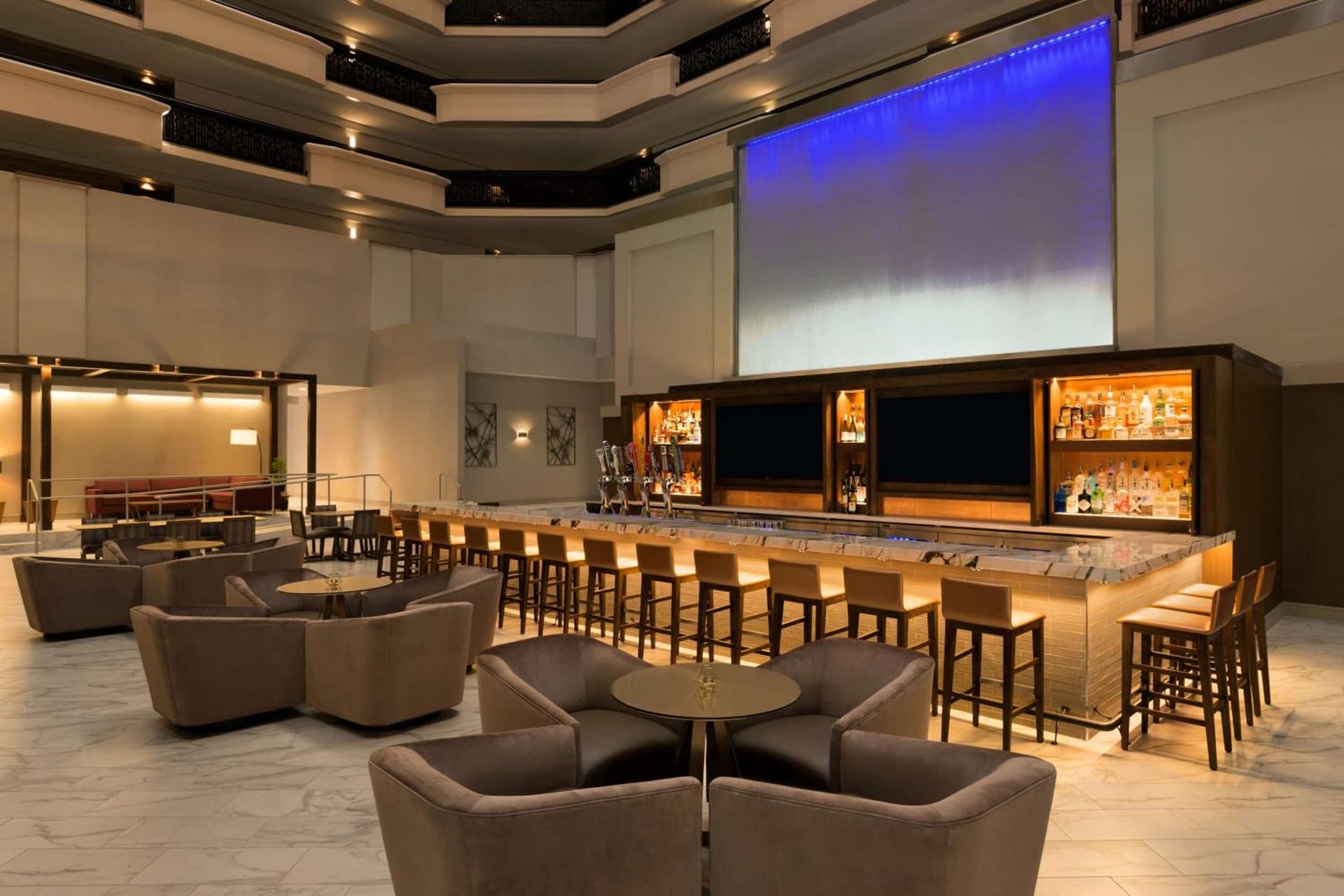Embassy Suites by Hilton Phoenix Downtown North gallery photo in Phoenix, AZ — image 30
