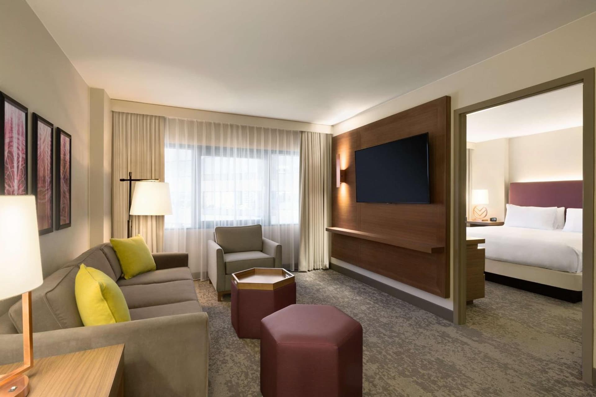 Embassy Suites by Hilton Phoenix Downtown North gallery photo in Phoenix, AZ — image 71
