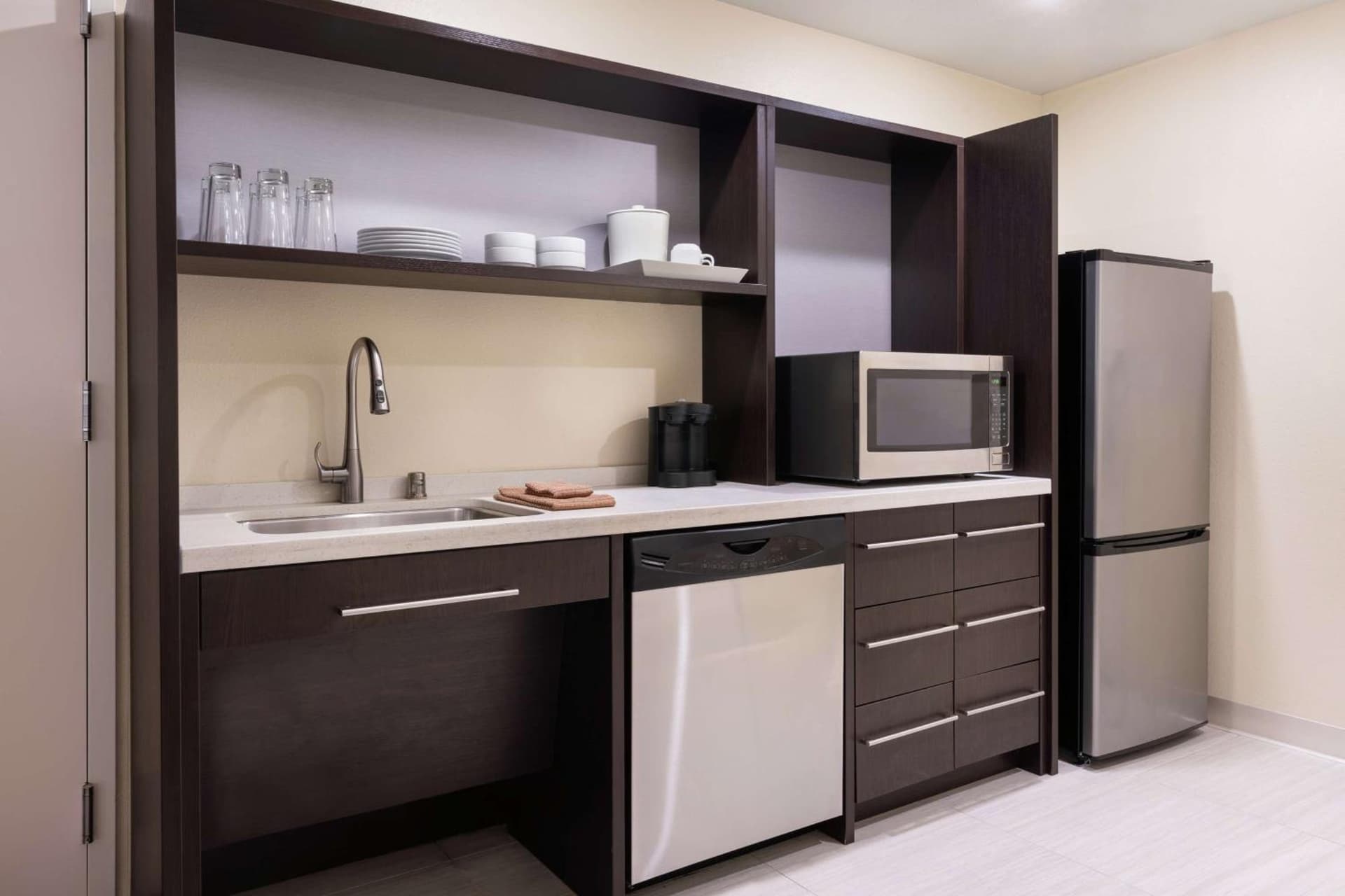 Home2 Suites by Hilton Anchorage/Midtown gallery photo in Anchorage, AK — image 16