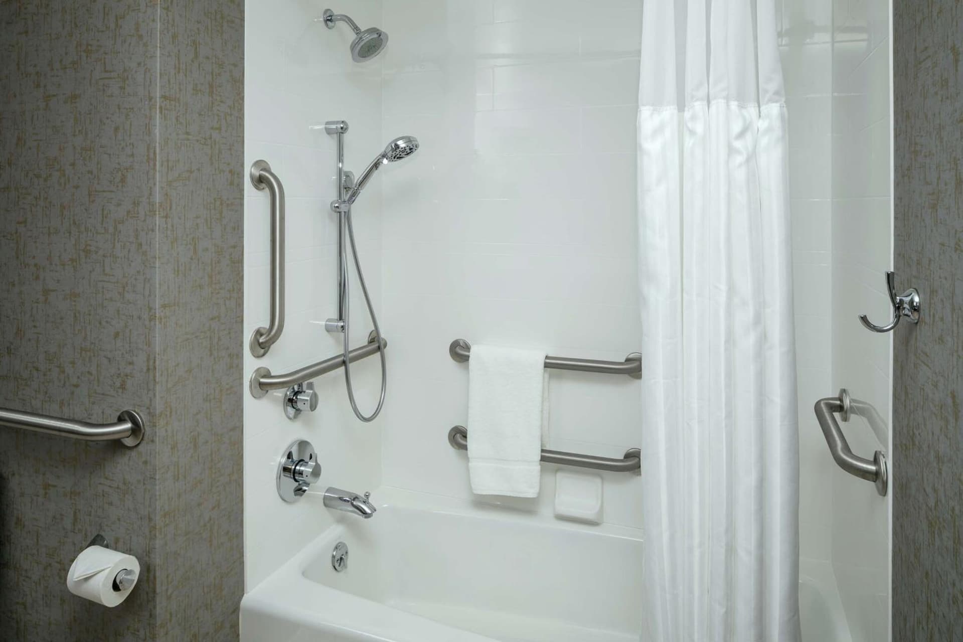 Hilton Garden Inn Seattle Bellevue Downtown, WA gallery photo in Bellevue, WA — image 39