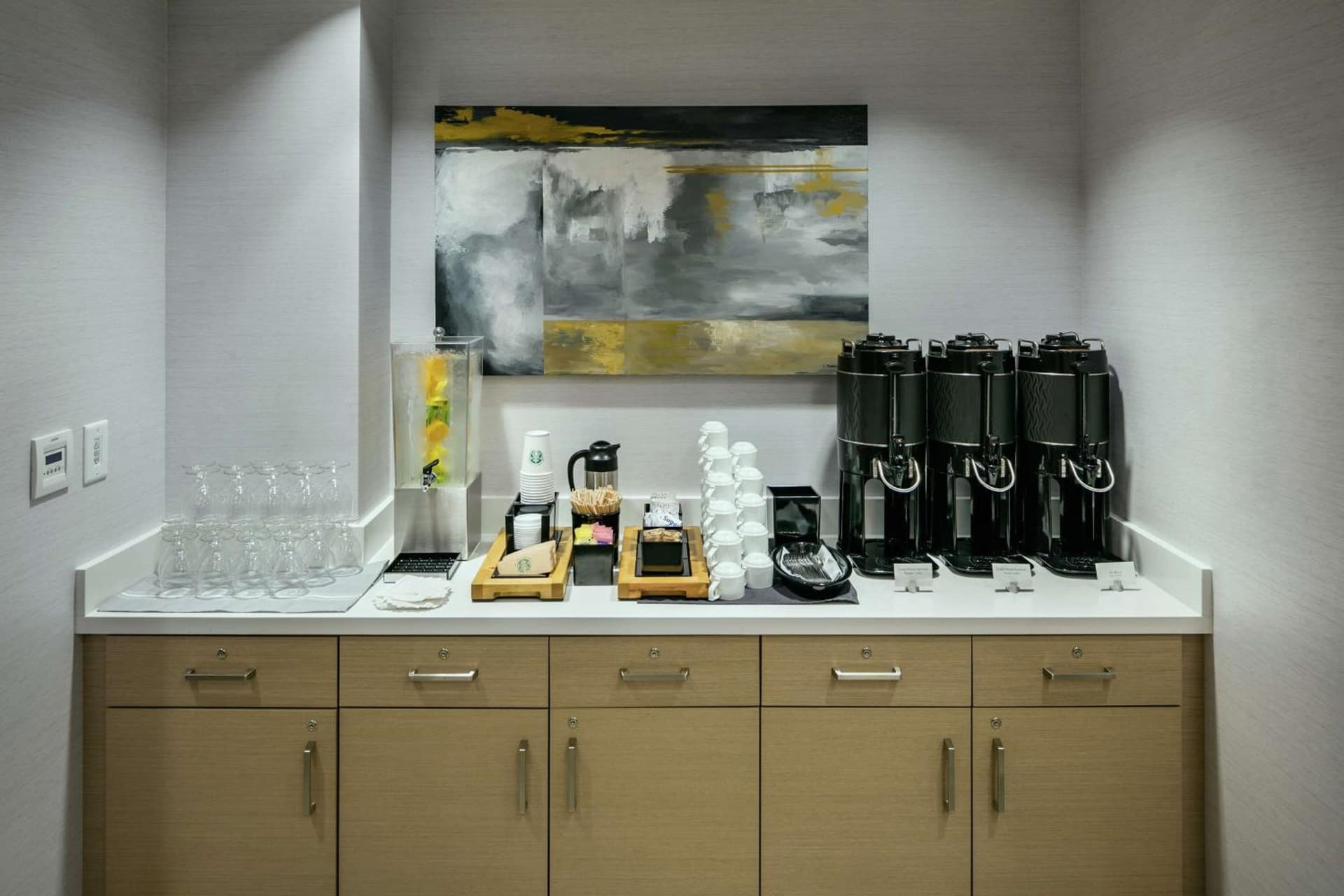 Hilton Garden Inn Seattle Bellevue Downtown, WA gallery photo in Bellevue, WA — image 27