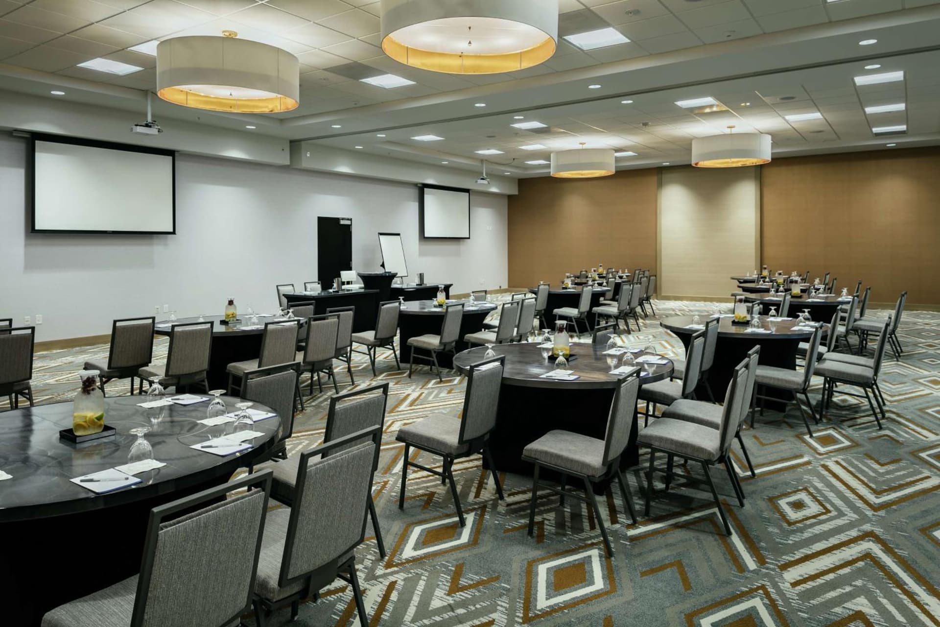Hilton Garden Inn Seattle Bellevue Downtown, WA gallery photo in Bellevue, WA — image 22