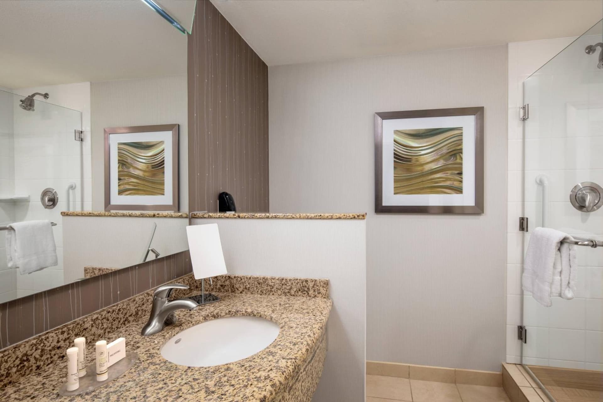 Courtyard by Marriott Dallas Allen at Allen Event Center gallery photo in Allen, TX — image 20