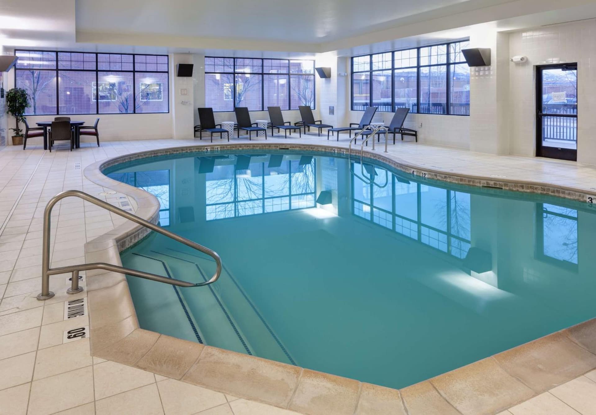 Embassy Suites by Hilton Anchorage gallery photo in Anchorage, AK — image 39