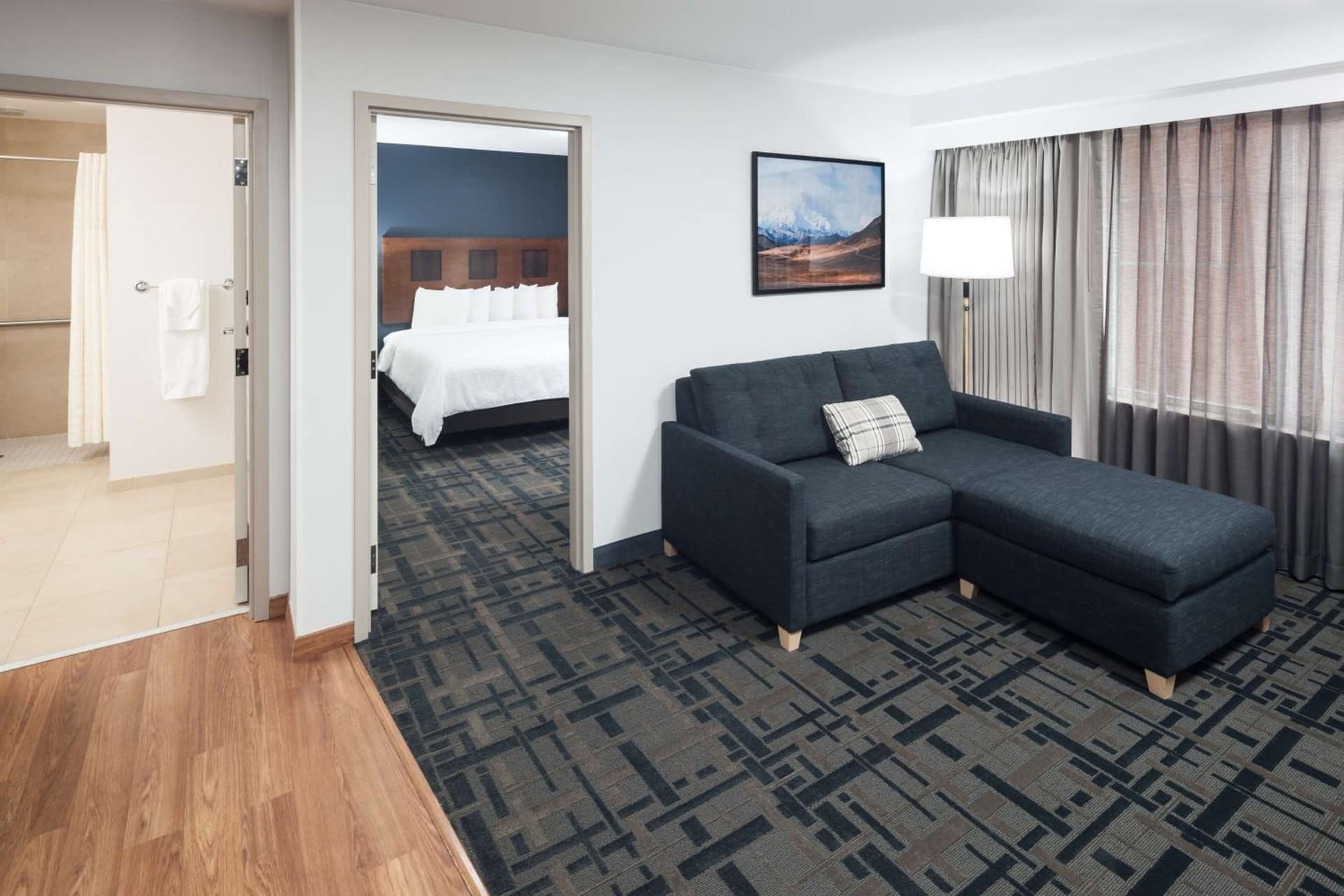 Embassy Suites by Hilton Anchorage gallery photo in Anchorage, AK — image 26