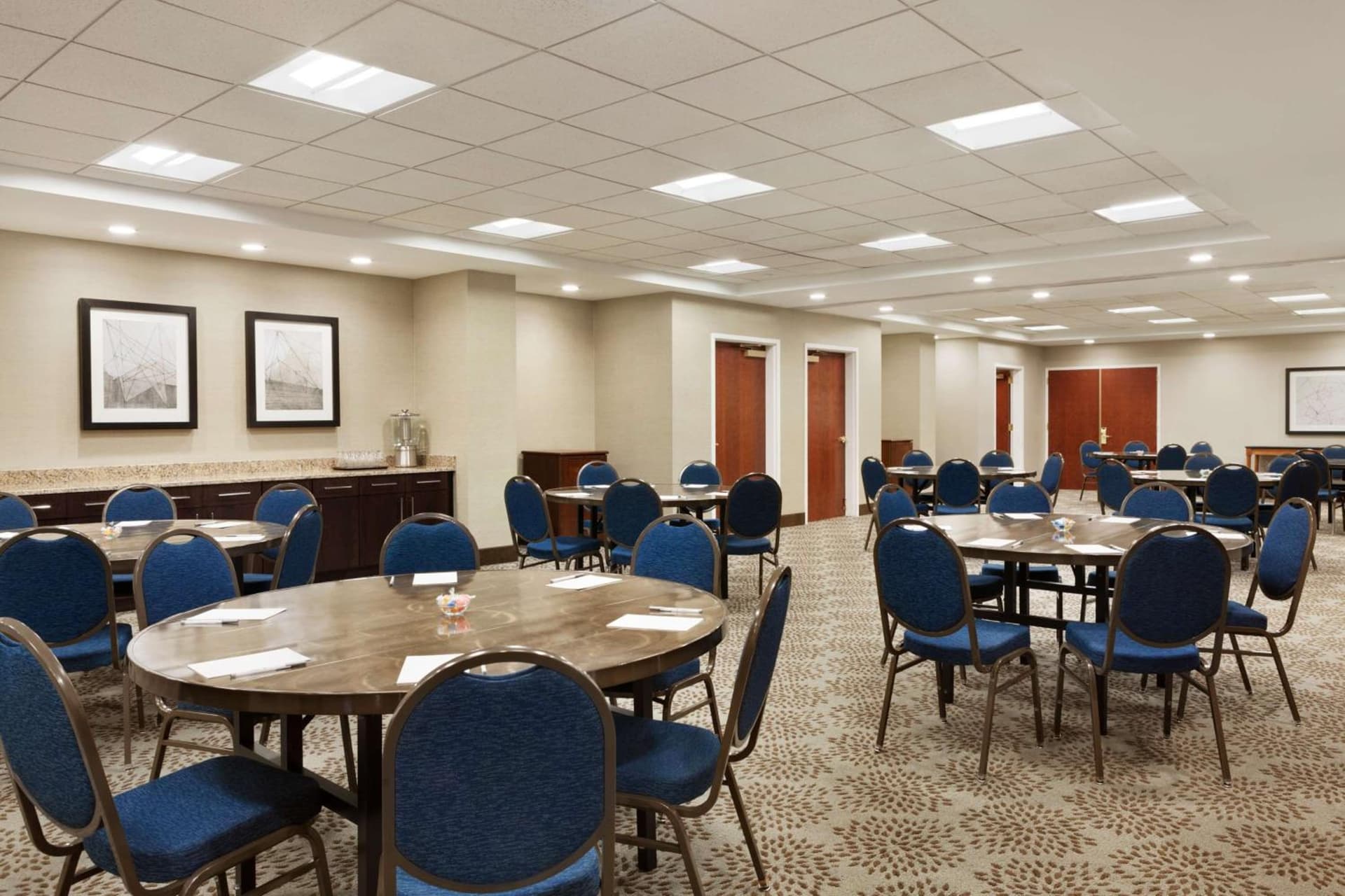 Hampton Inn Long Island-Brookhaven gallery photo in Farmingville, NY — image 15