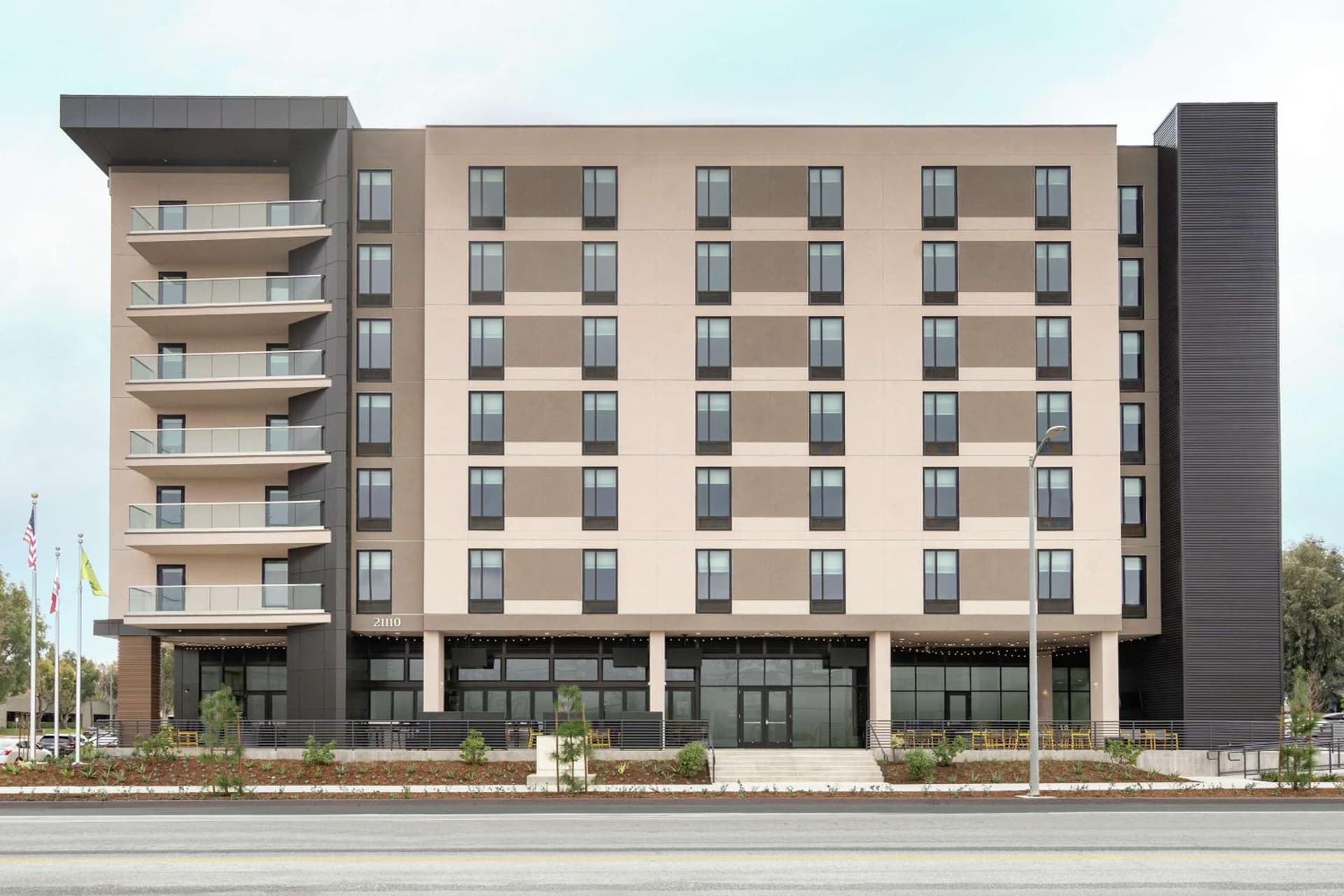 Home2 Suites By Hilton Woodland Hills Los Angeles gallery photo in Woodland Hills, CA — image 11