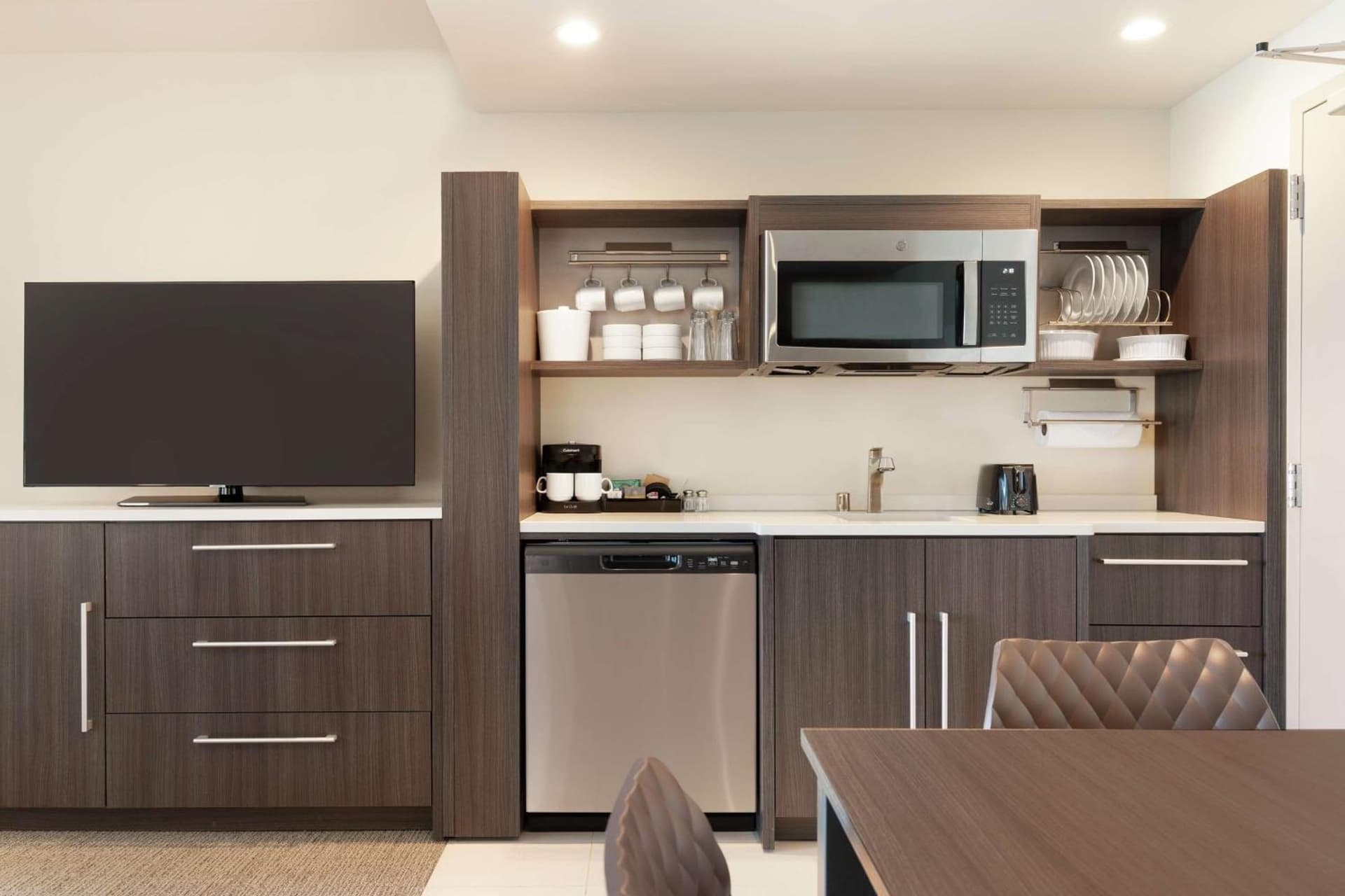 Home2 Suites By Hilton Woodland Hills Los Angeles gallery photo in Woodland Hills, CA — image 16
