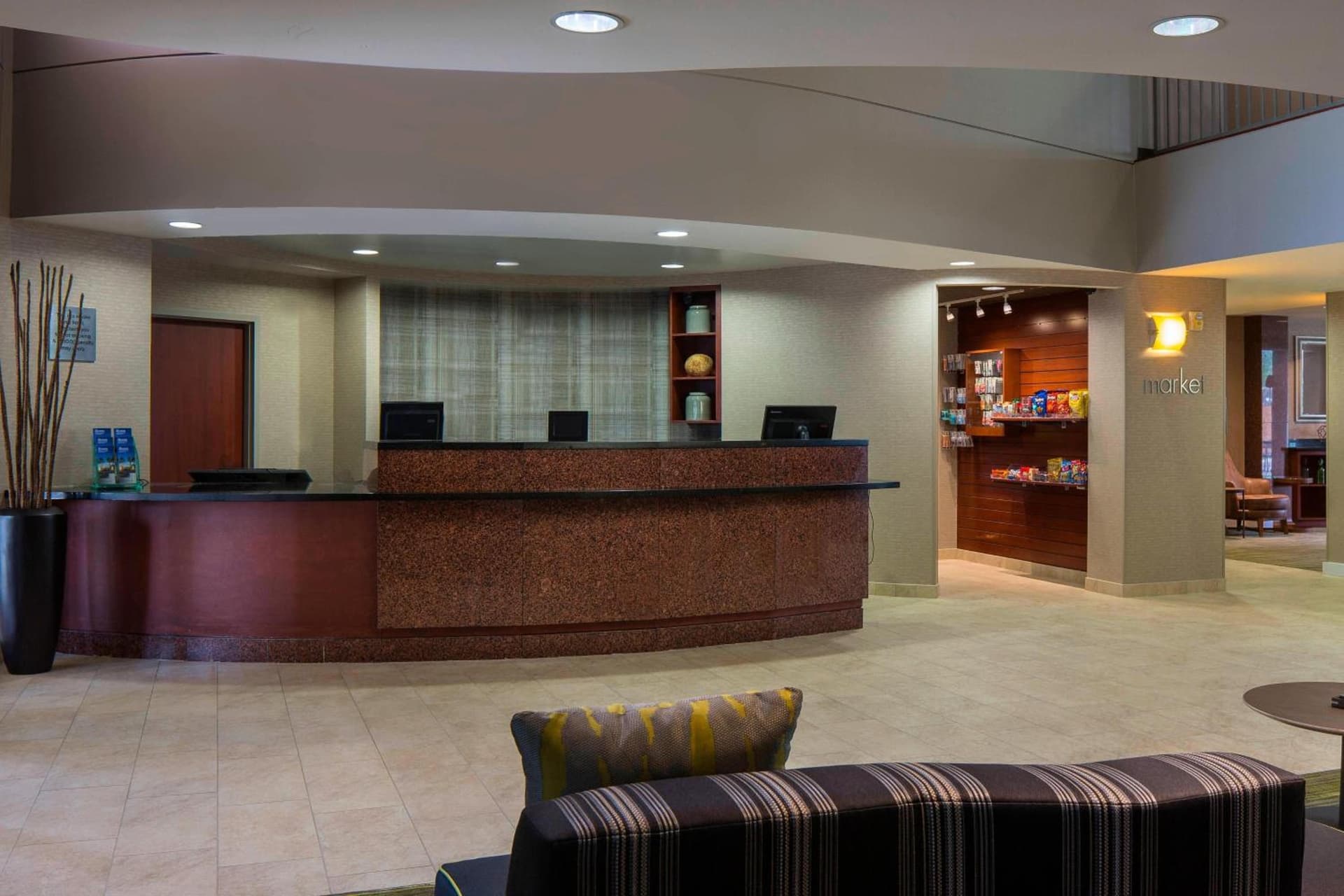 Courtyard by Marriott Daytona Beach Speedway/Airport interior in Daytona Beach, FL — gallery photo 2