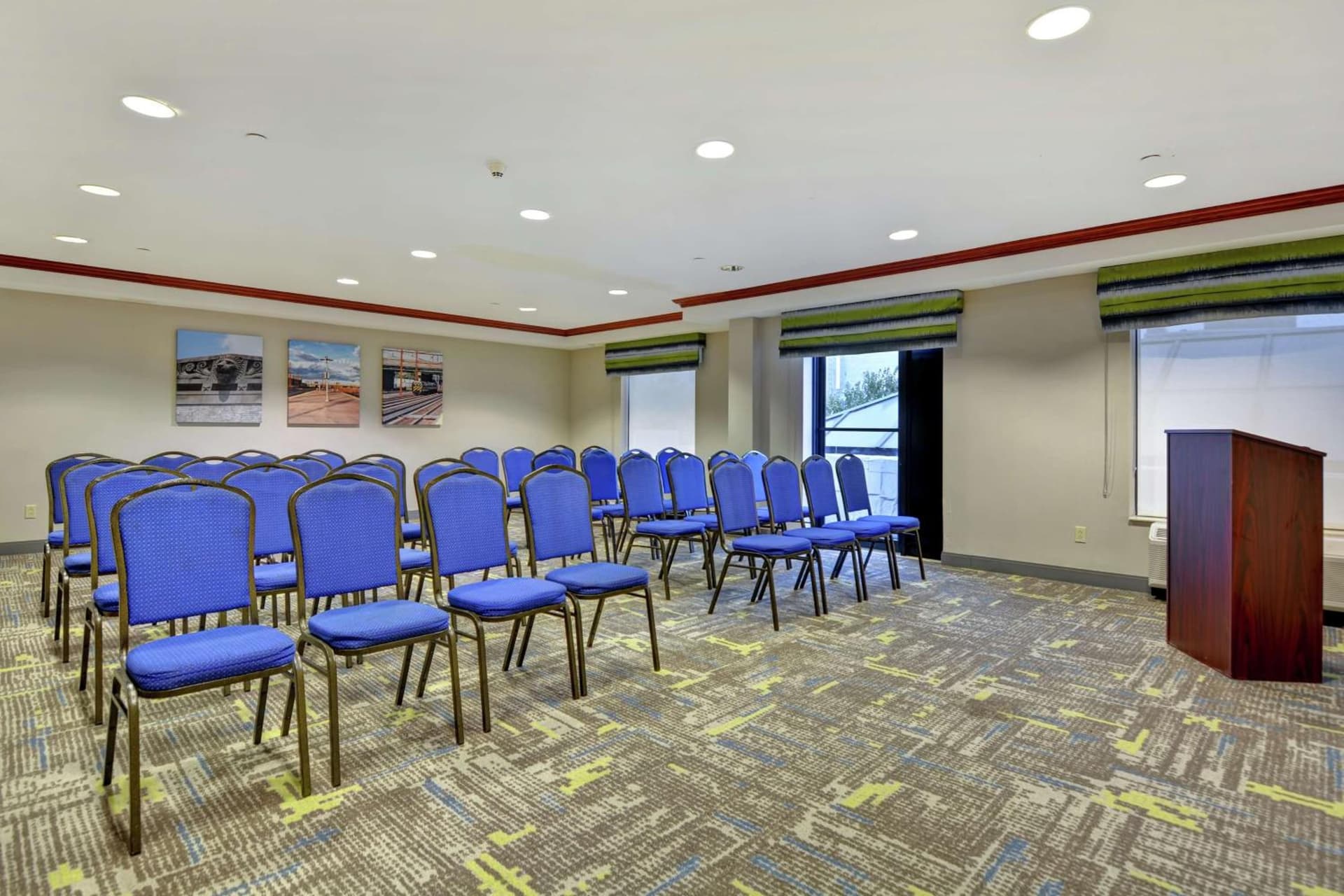 Hampton Inn & Suites Newark-Harrison-Riverwalk gallery photo in Newark, NJ — image 33