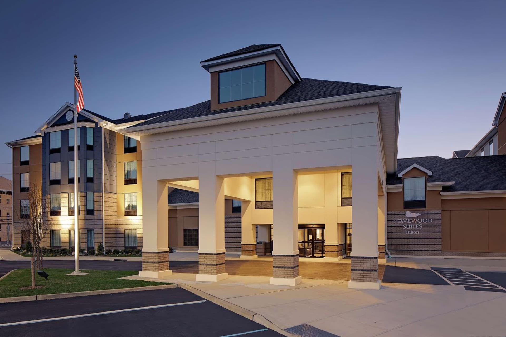 Homewood Suites By Hilton Ronkonkoma property views in Ronkonkoma, NY — gallery photo 3