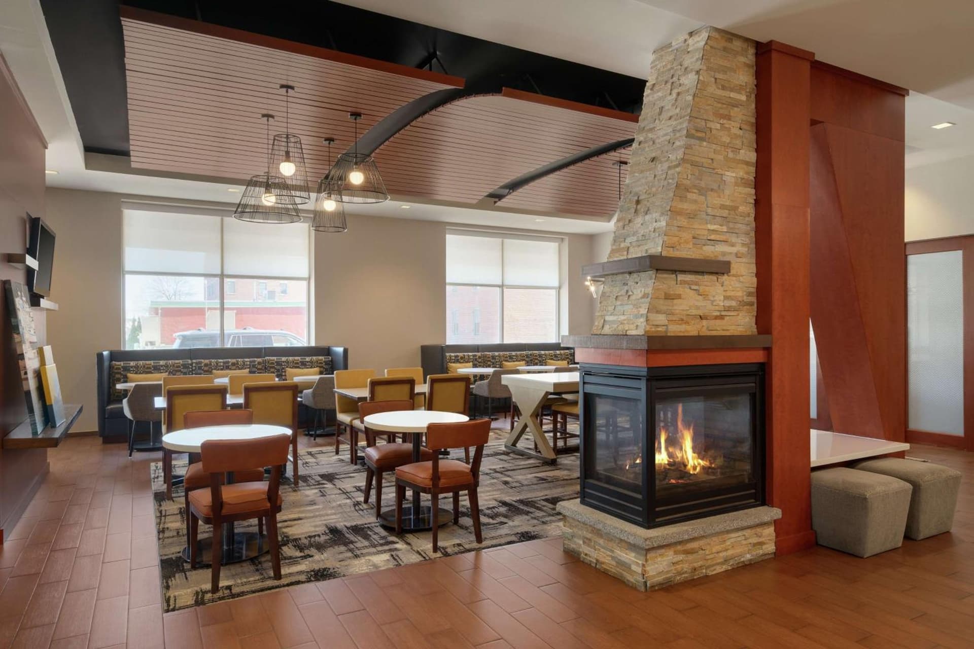 Hampton Inn Portland Downtown Waterfront gallery photo in Portland, ME — image 4