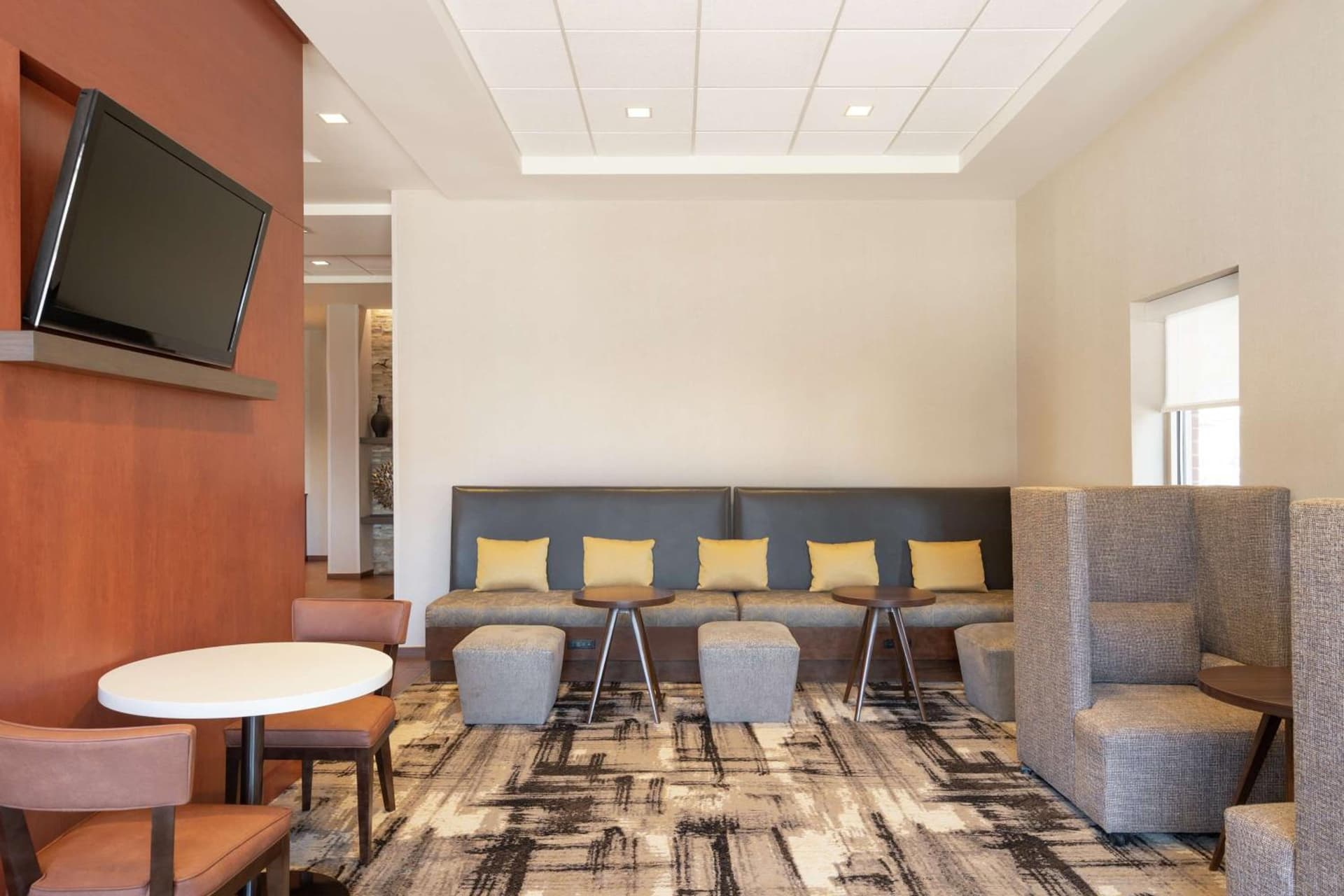 Hampton Inn Portland Downtown Waterfront property views in Portland, ME — gallery photo 3