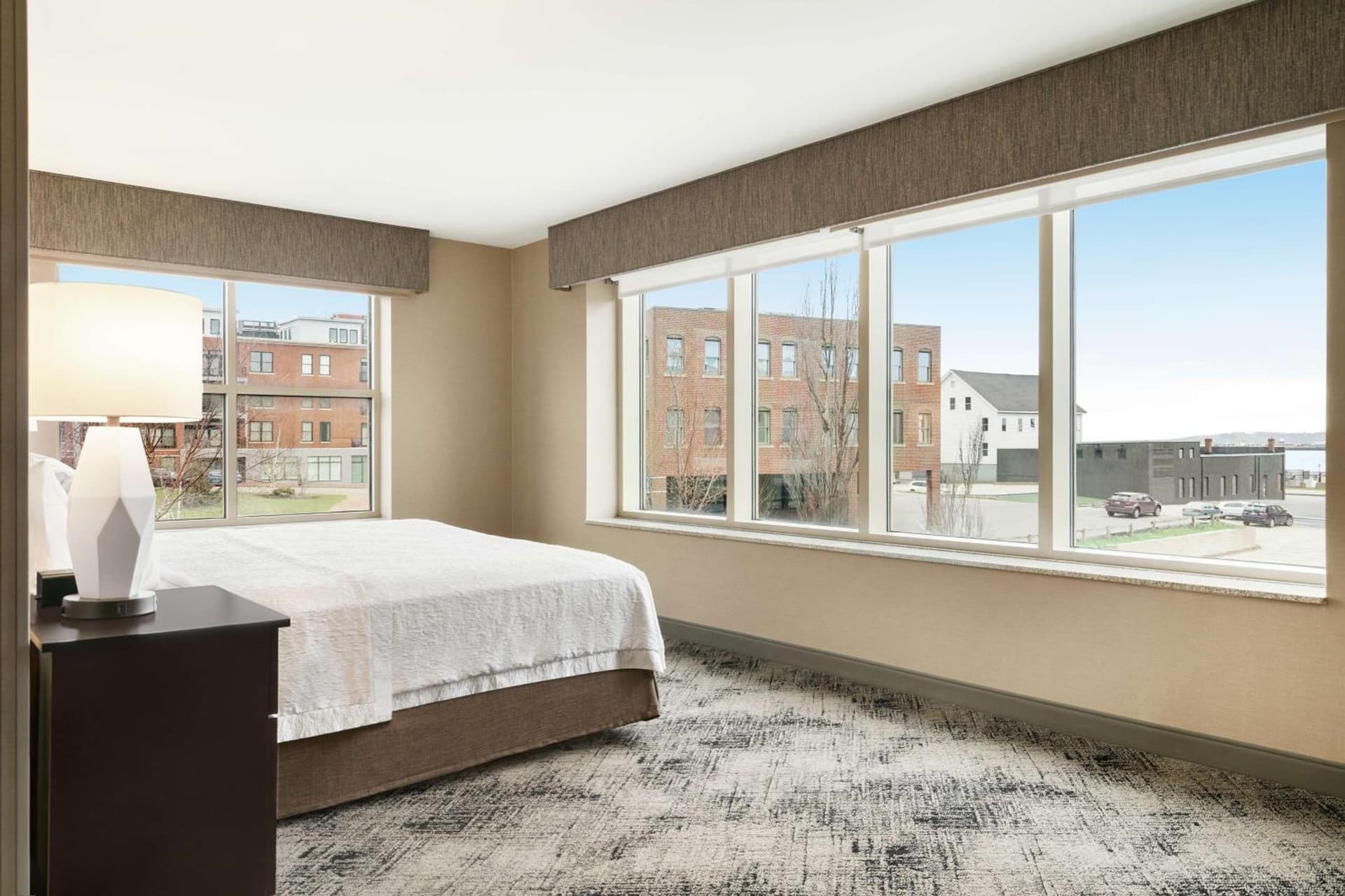 Hampton Inn Portland Downtown Waterfront gallery photo in Portland, ME — image 17