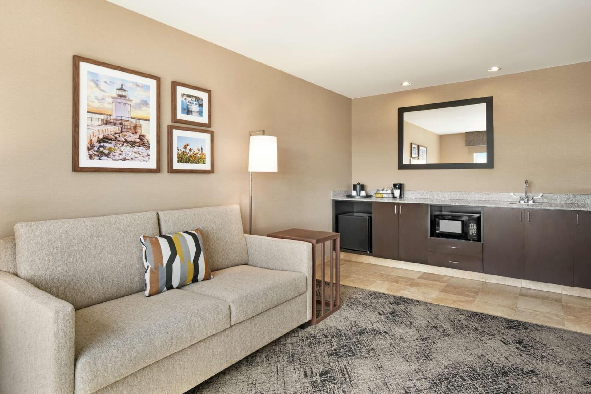 Hampton Inn Portland Downtown Waterfront gallery photo in Portland, ME — image 7