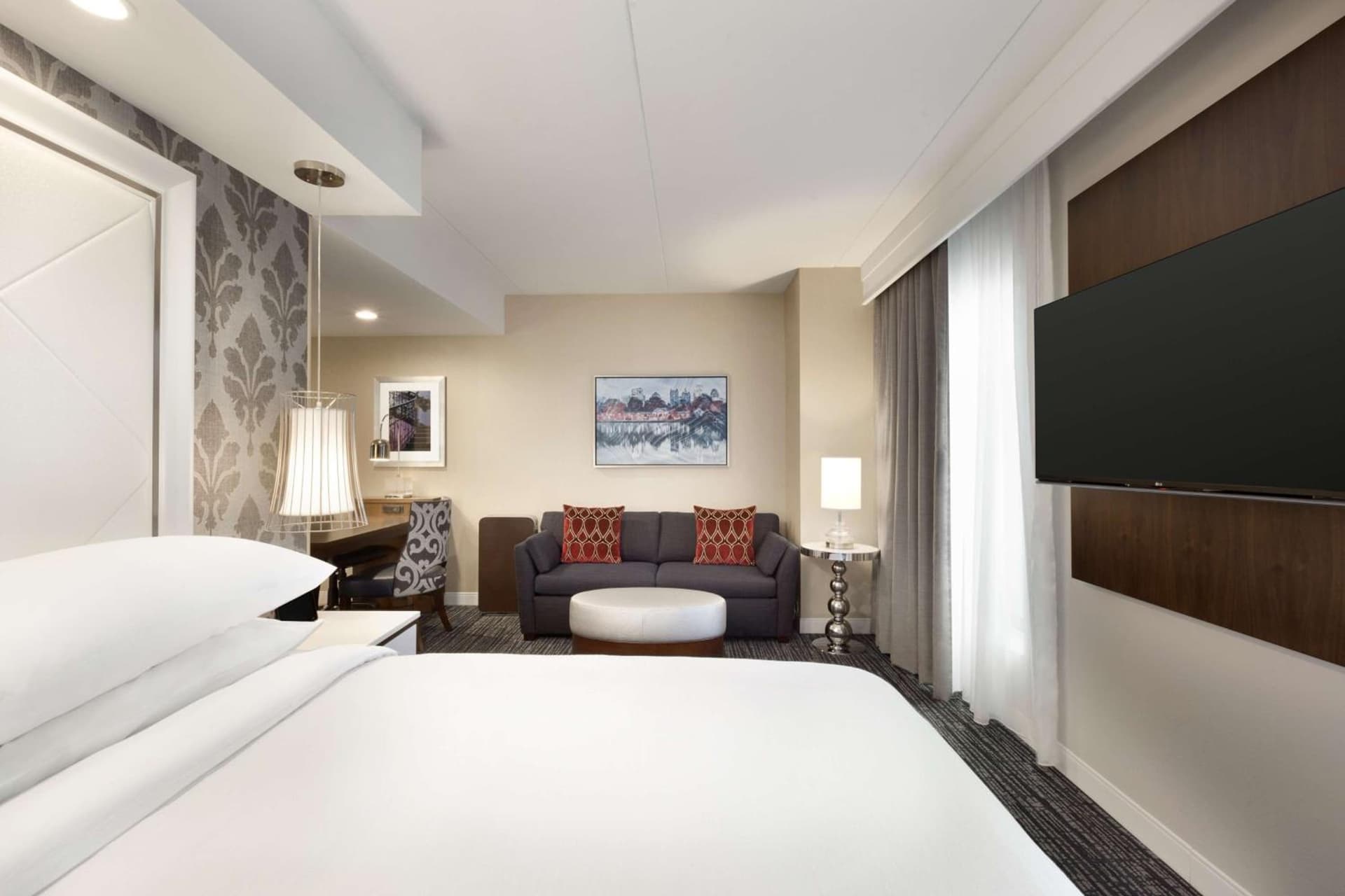 Embassy Suites by Hilton Atlanta NE Gwinnett Sugarloaf gallery photo in Duluth, GA — image 10