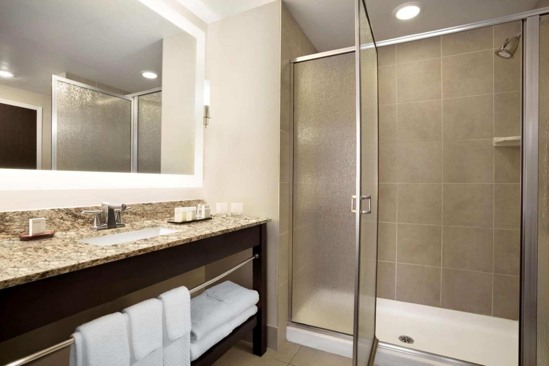 Embassy Suites by Hilton Jackson North Ridgeland gallery photo in Ridgeland, MS — image 33