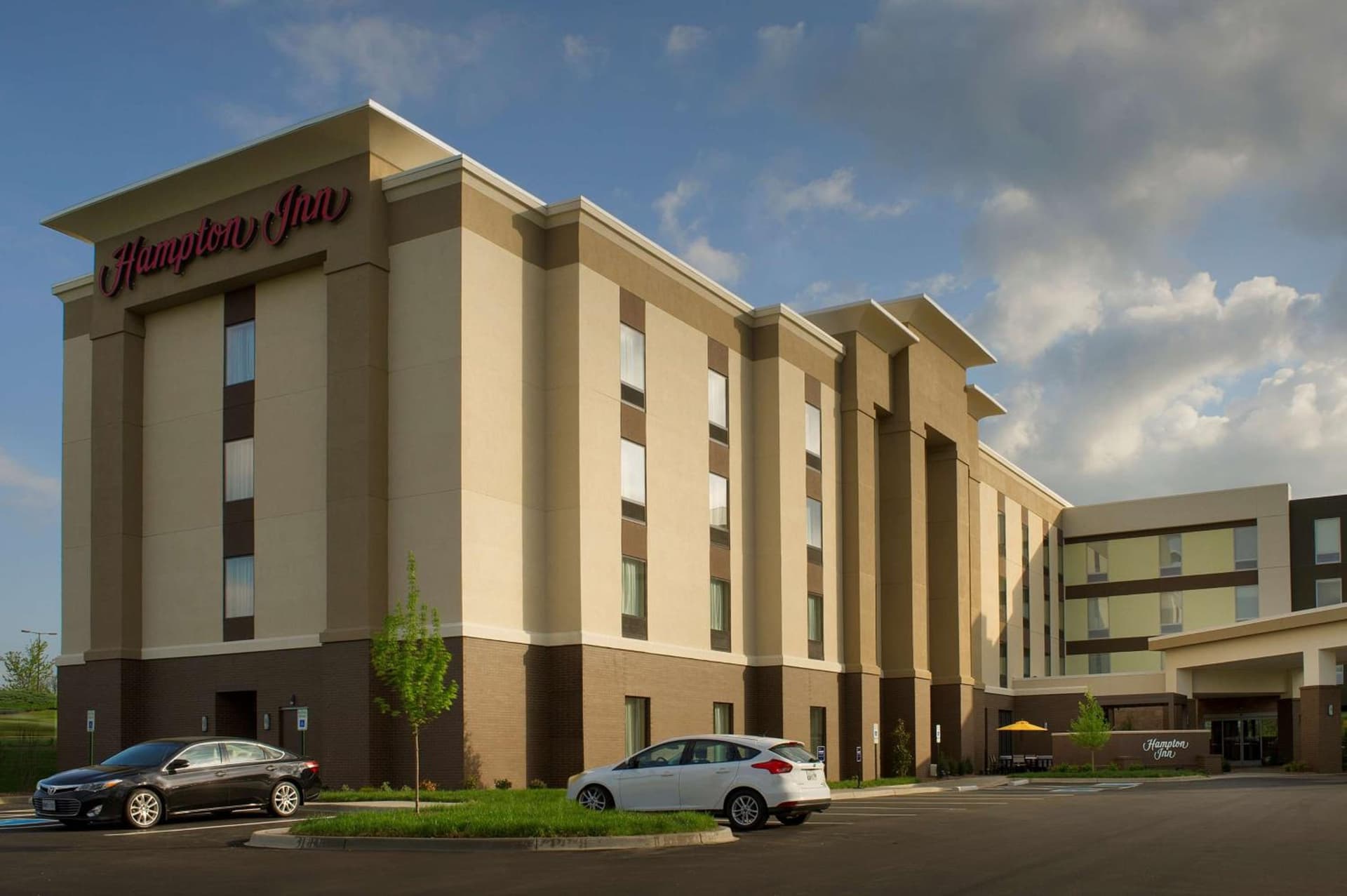 Hampton Inn Louisville East Hurstbourne featured exterior or lobby in Louisville, KY — similar hotel
