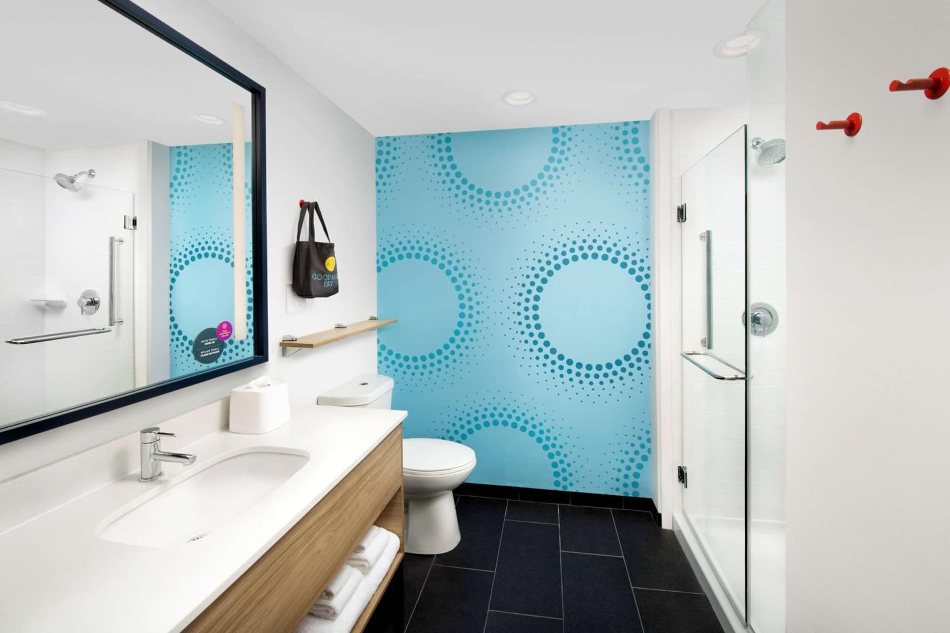 Tru By Hilton Tallahassee Central interior in Tallahassee, FL — gallery photo 2