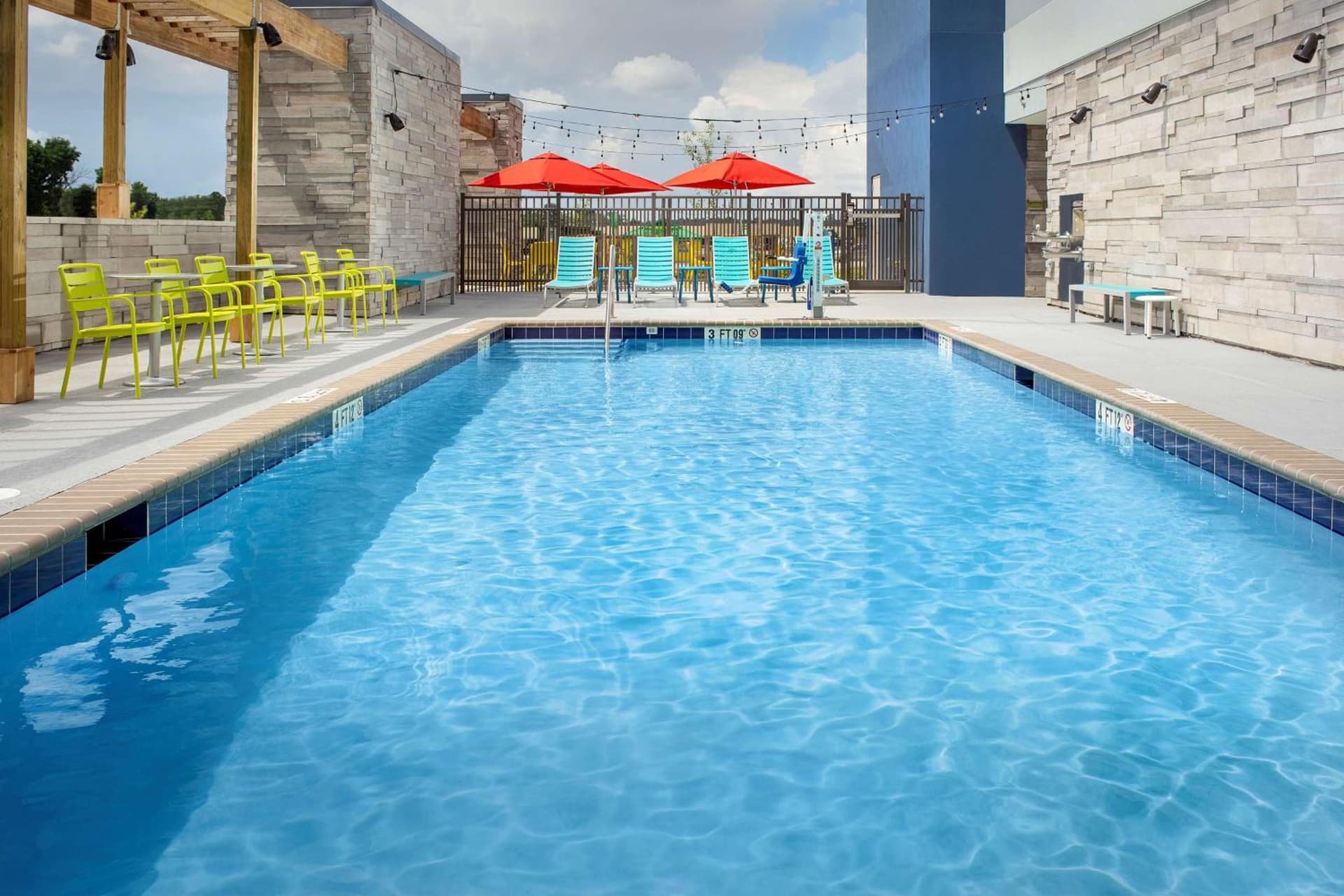 Home2 Suites By Hilton Columbia Southeast Fort Jackson gallery photo in Columbia, SC — image 6