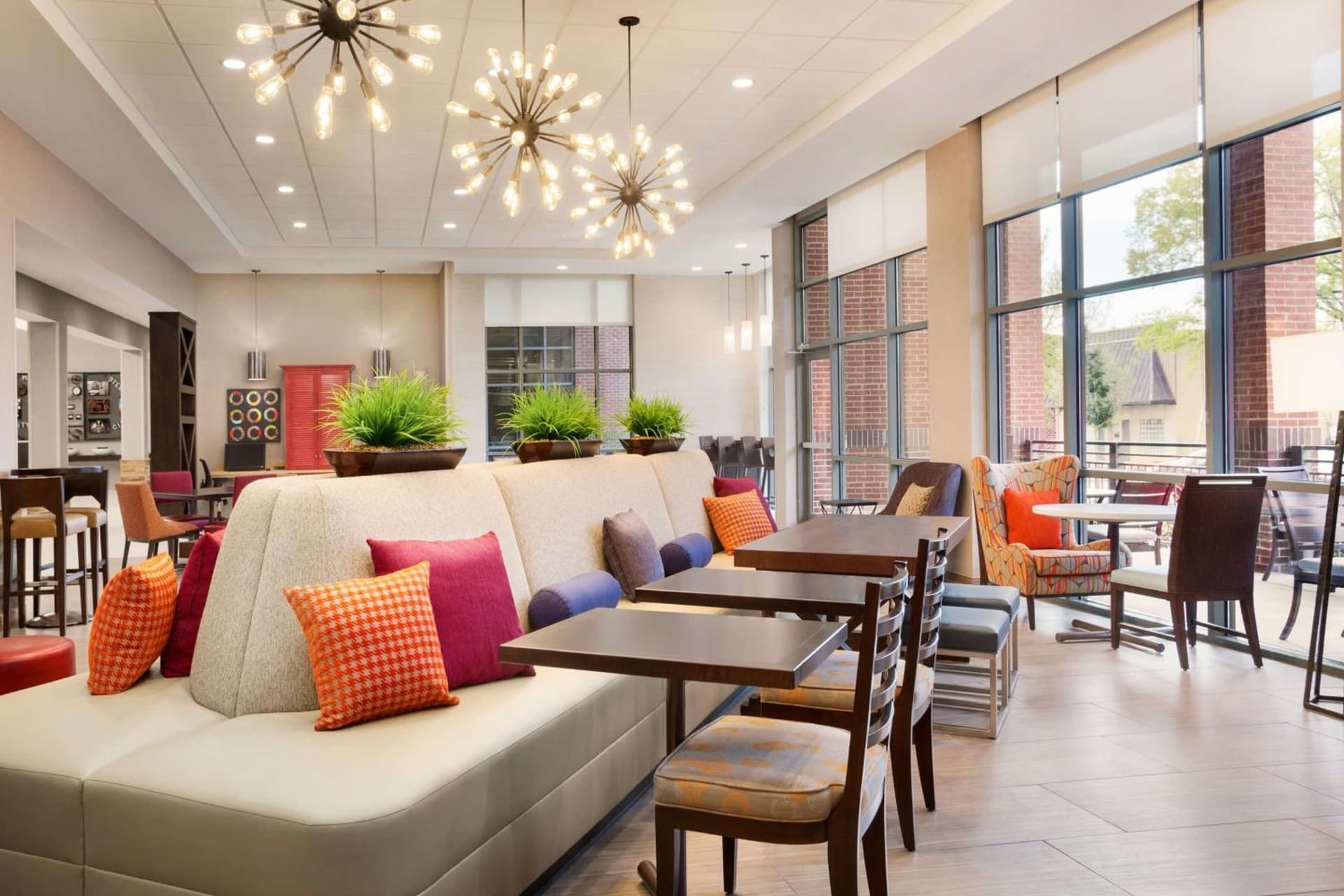 Home2 Suites By Hilton Birmingham Downtown gallery photo in Birmingham, AL — image 16