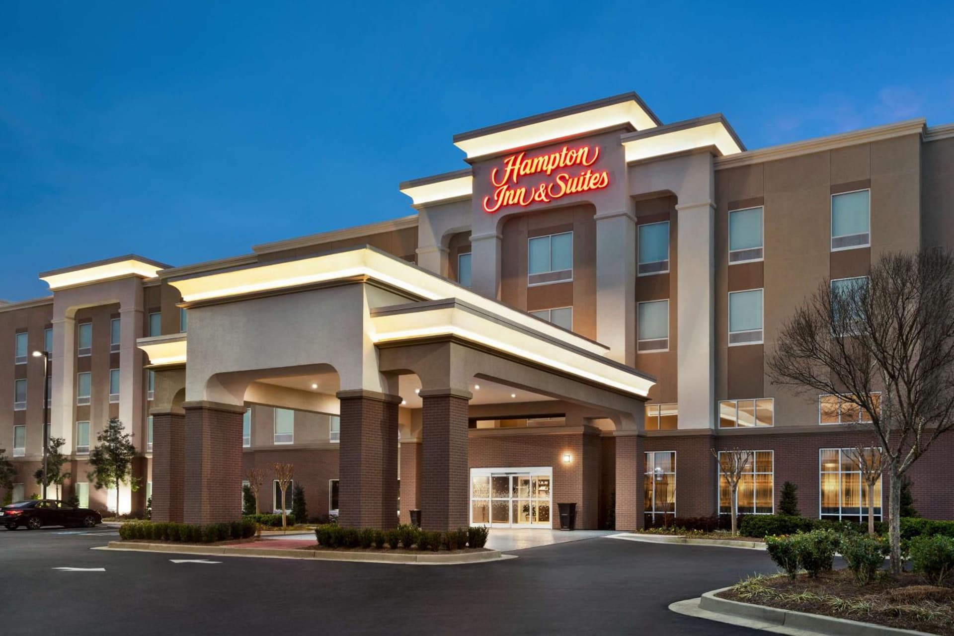Hampton Inn & Suites Atlanta Airport West Camp Creek Pkwy exterior or lobby in Atlanta, GA — main listing photo