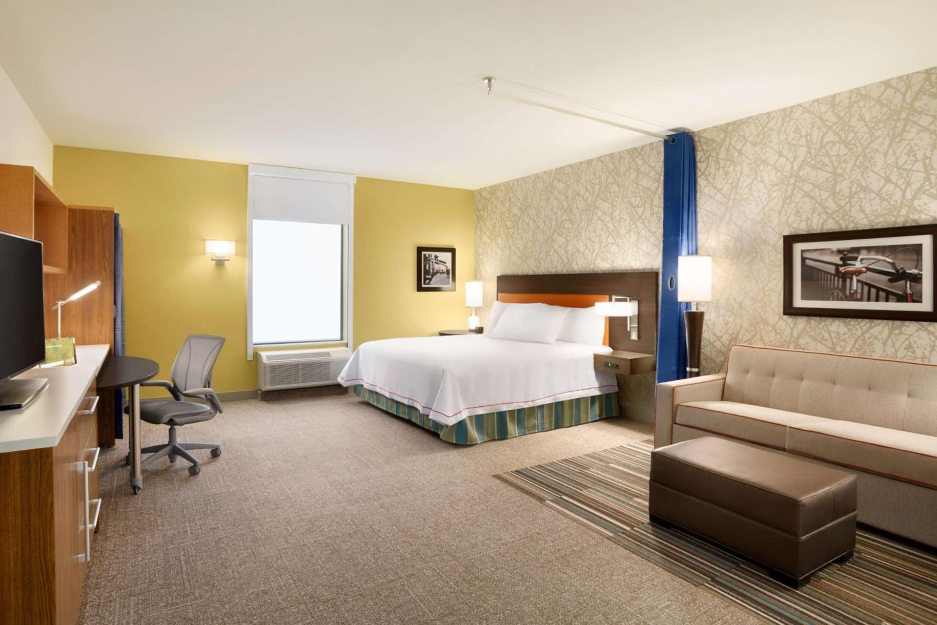 Home2 Suites By Hilton Birmingham Downtown gallery photo in Birmingham, AL — image 5